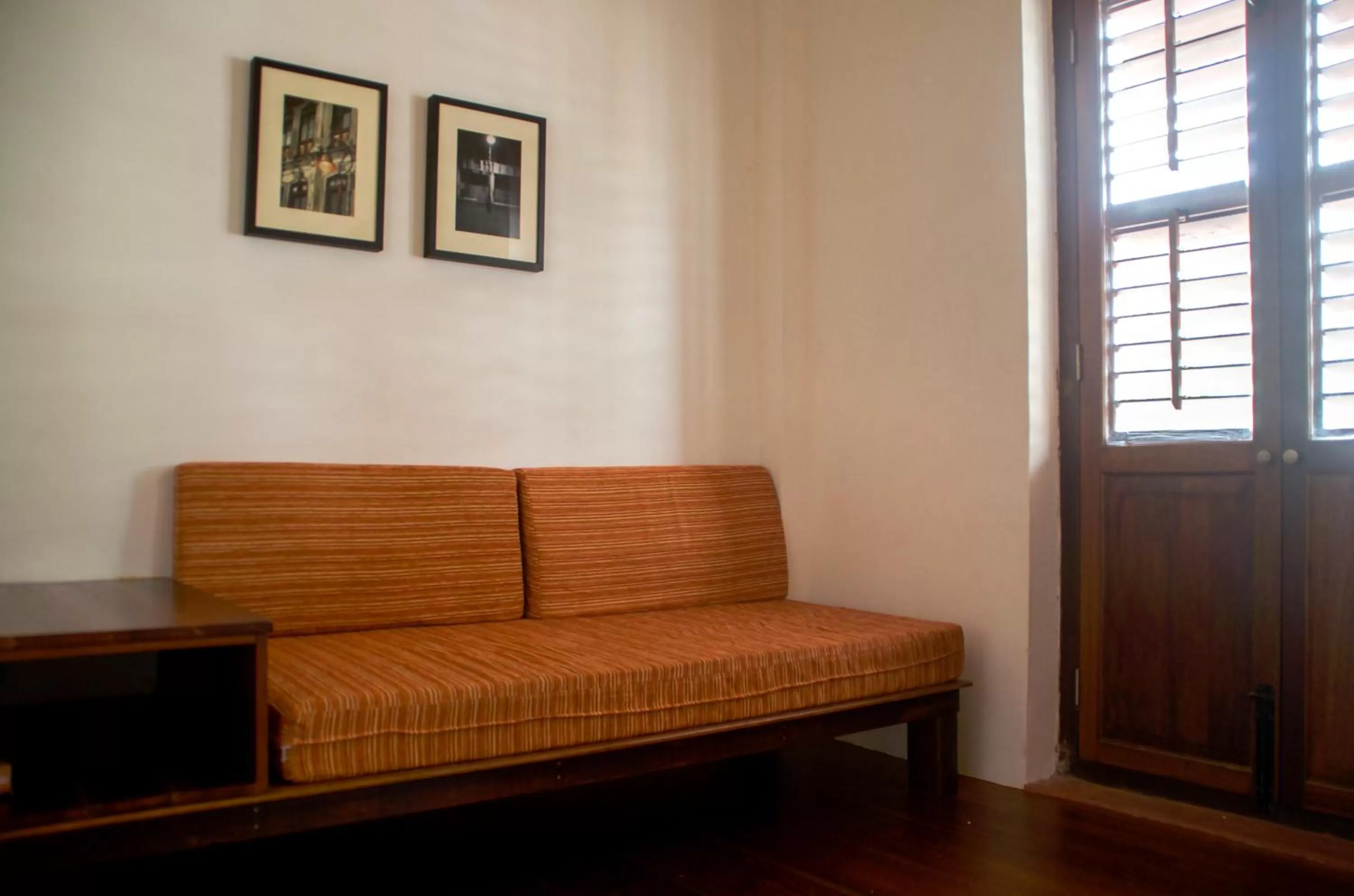 Ren I Tang Heritage Inn