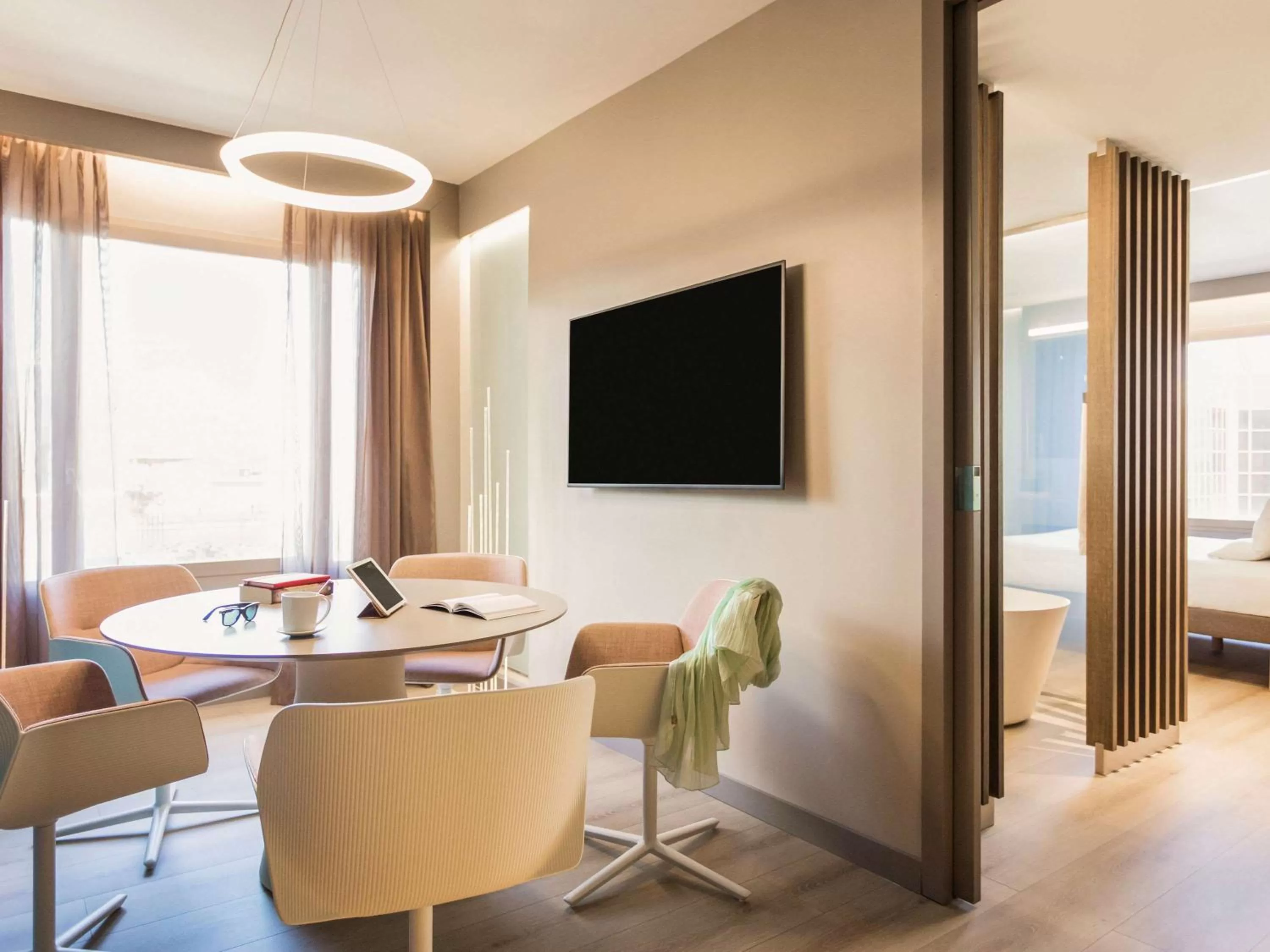 Photo of the whole room in Novotel Campo De Las Naciones