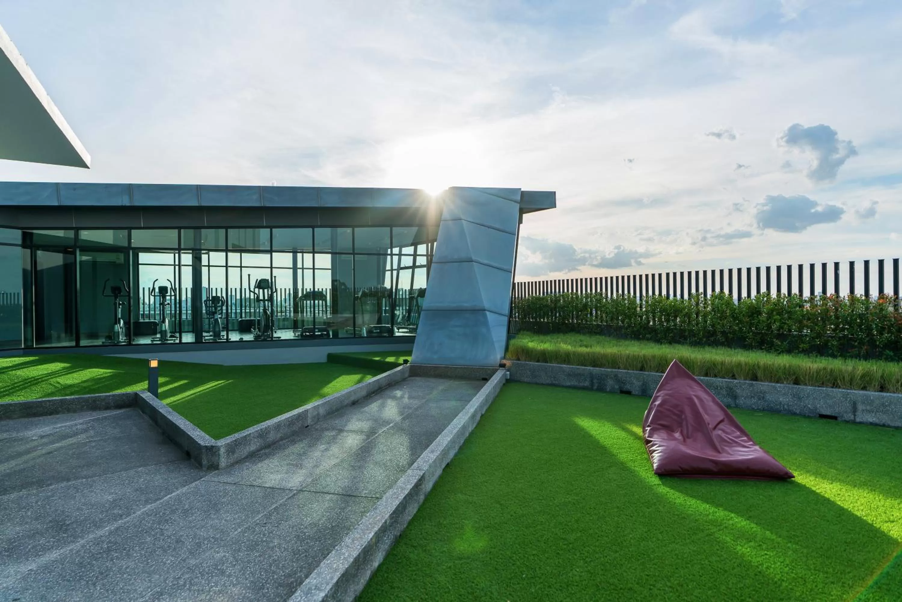 Property building in De Botan Srinakarin Hotel & Residence