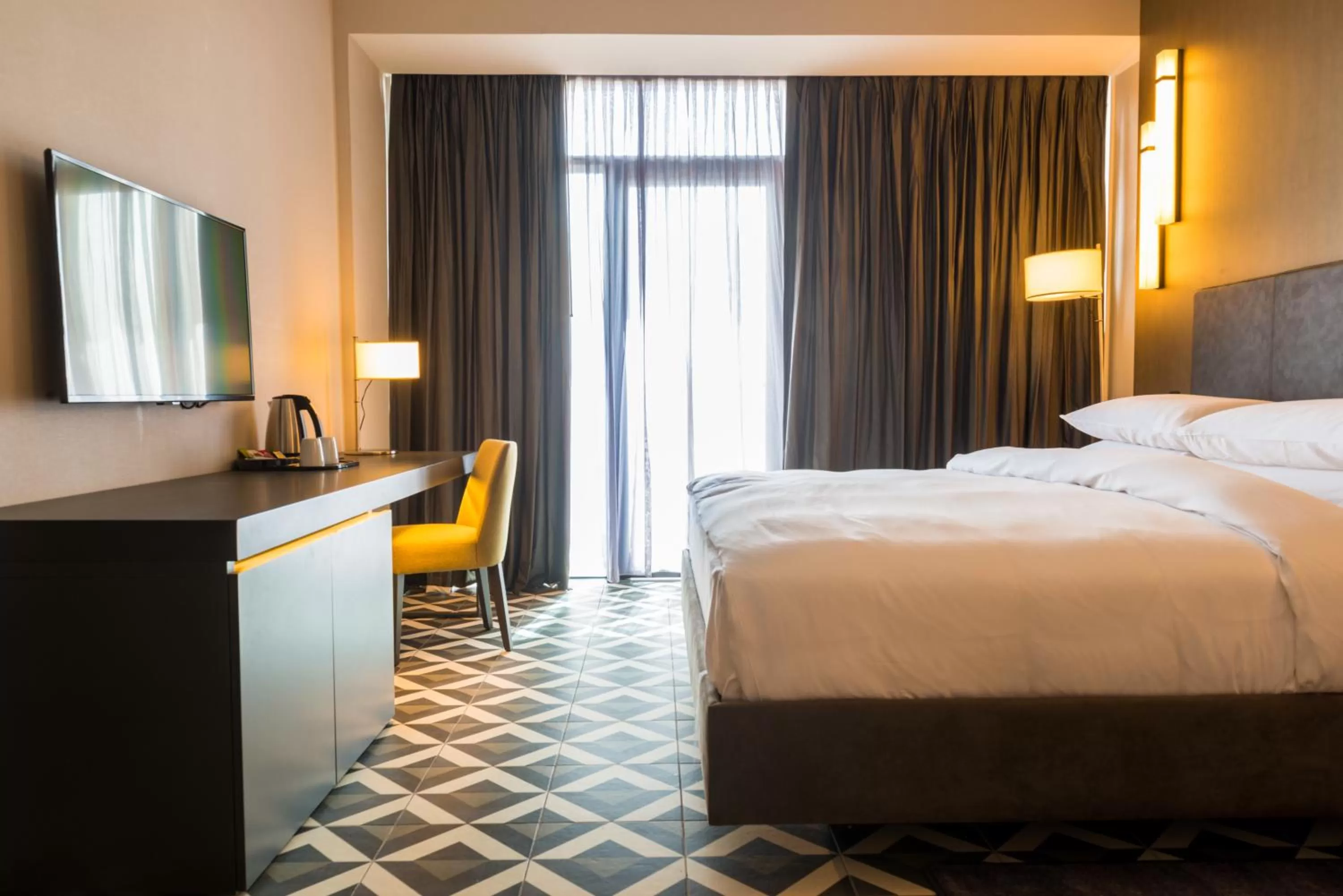 TV and multimedia in Radisson Hotel Dakar Diamniadio