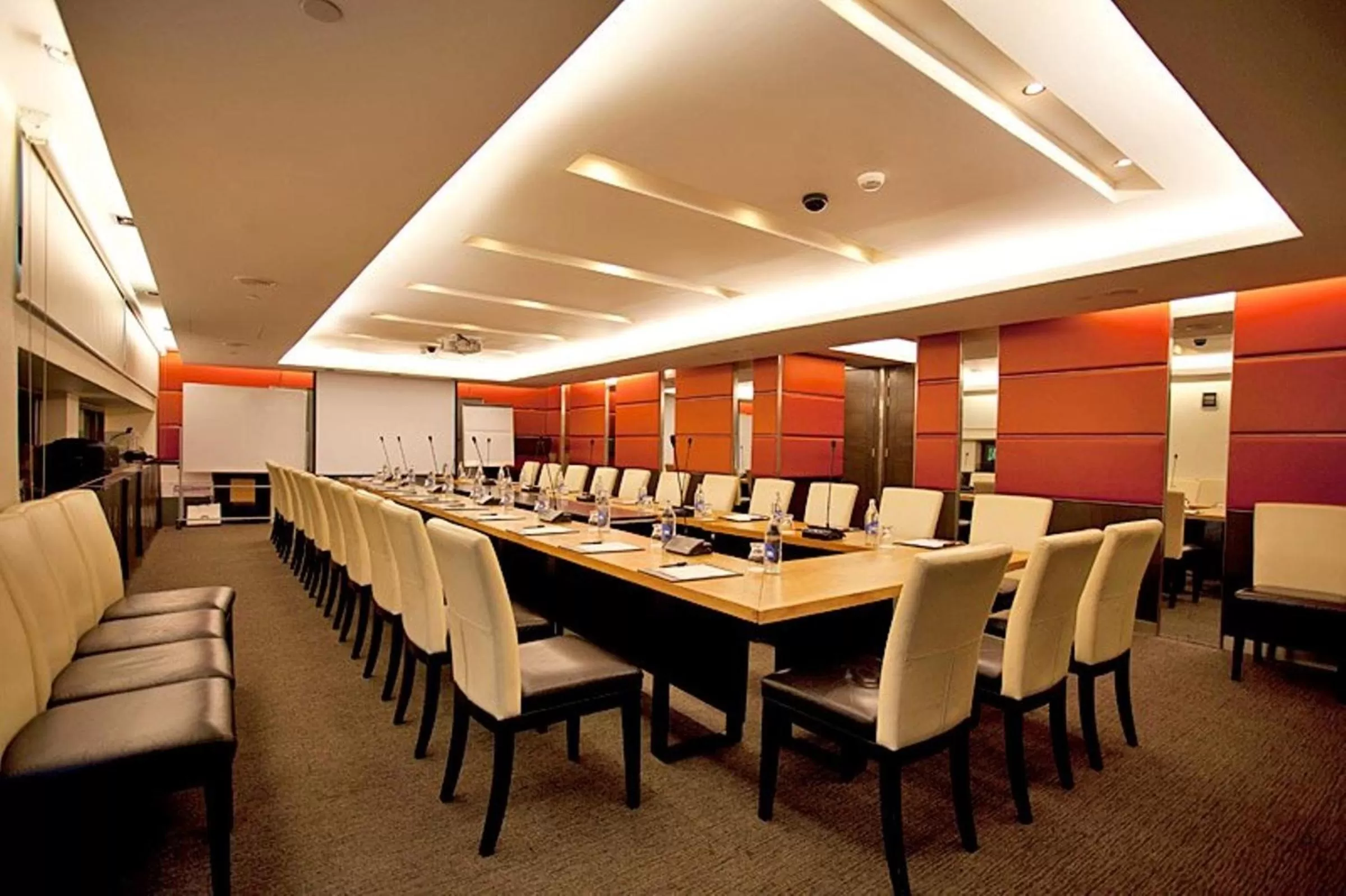 Facade/entrance in The Quarter Saladaeng by UHG