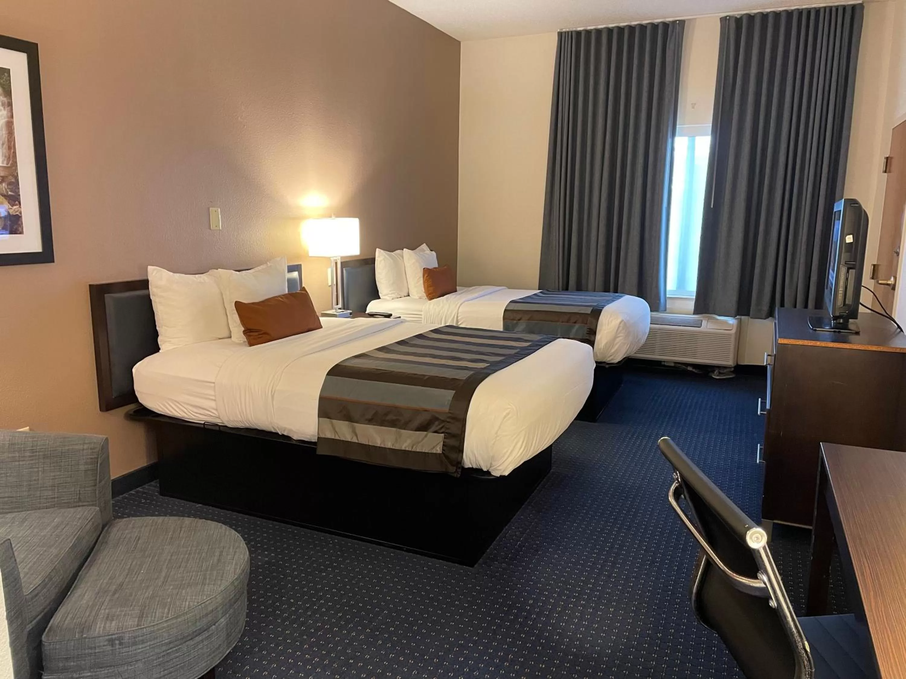 Bed in Wingate by Wyndham Augusta Fort Eisenhower