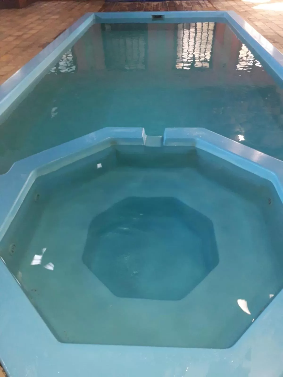 Swimming pool in Flamboyant Hotel