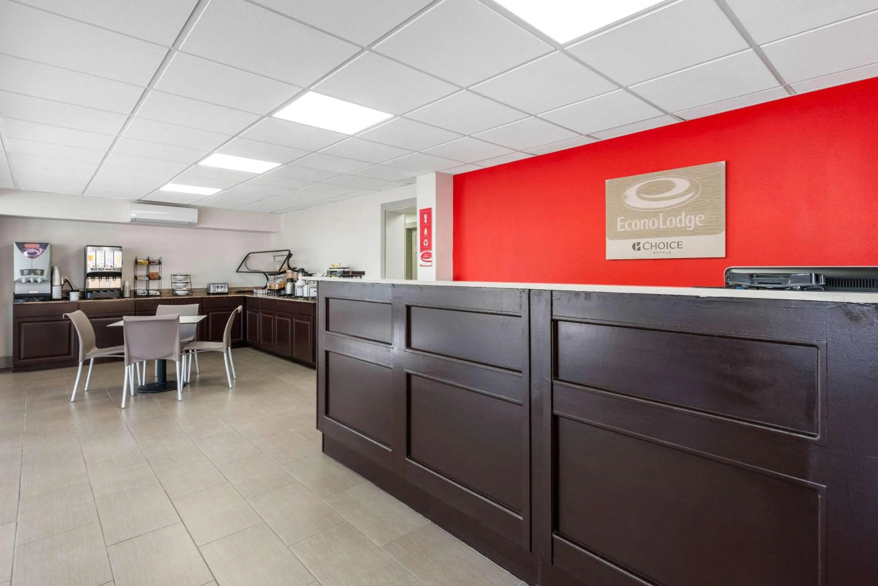 Lobby or reception in Econo Lodge Airport - RJ Stadium