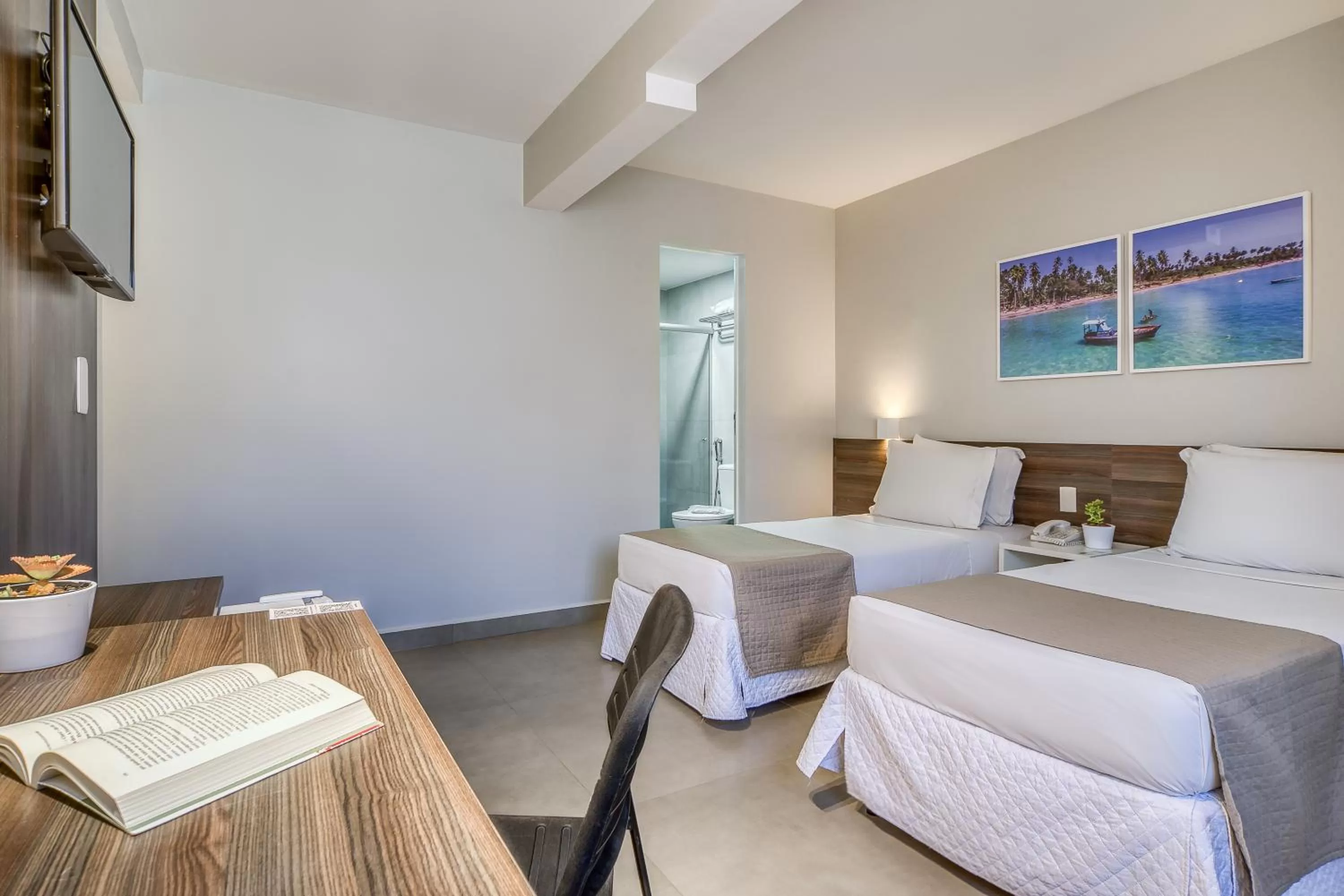 Bedroom, Bed in Tambaqui Praia Hotel