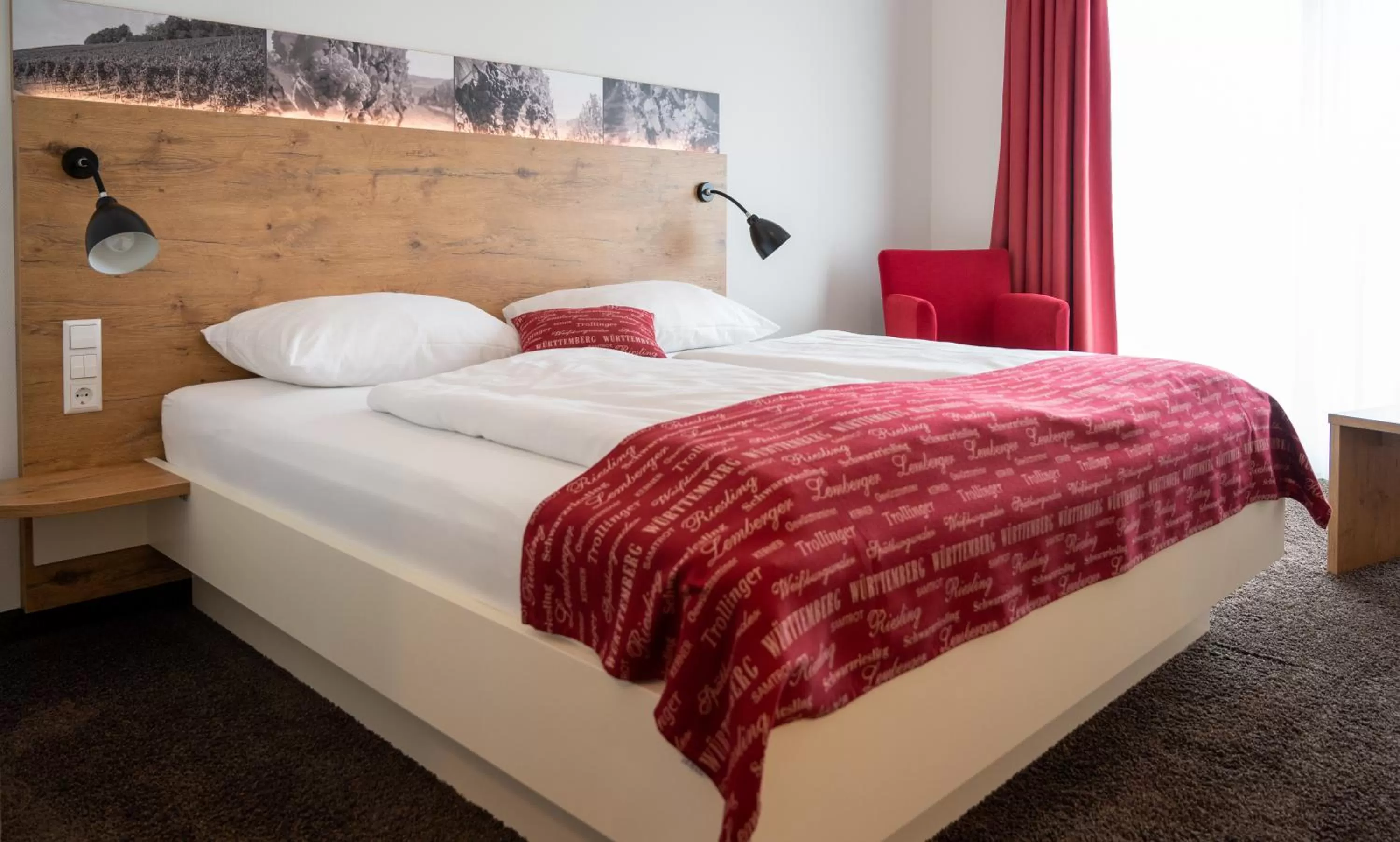 Bed in Vinotel Heinz J. Schwab