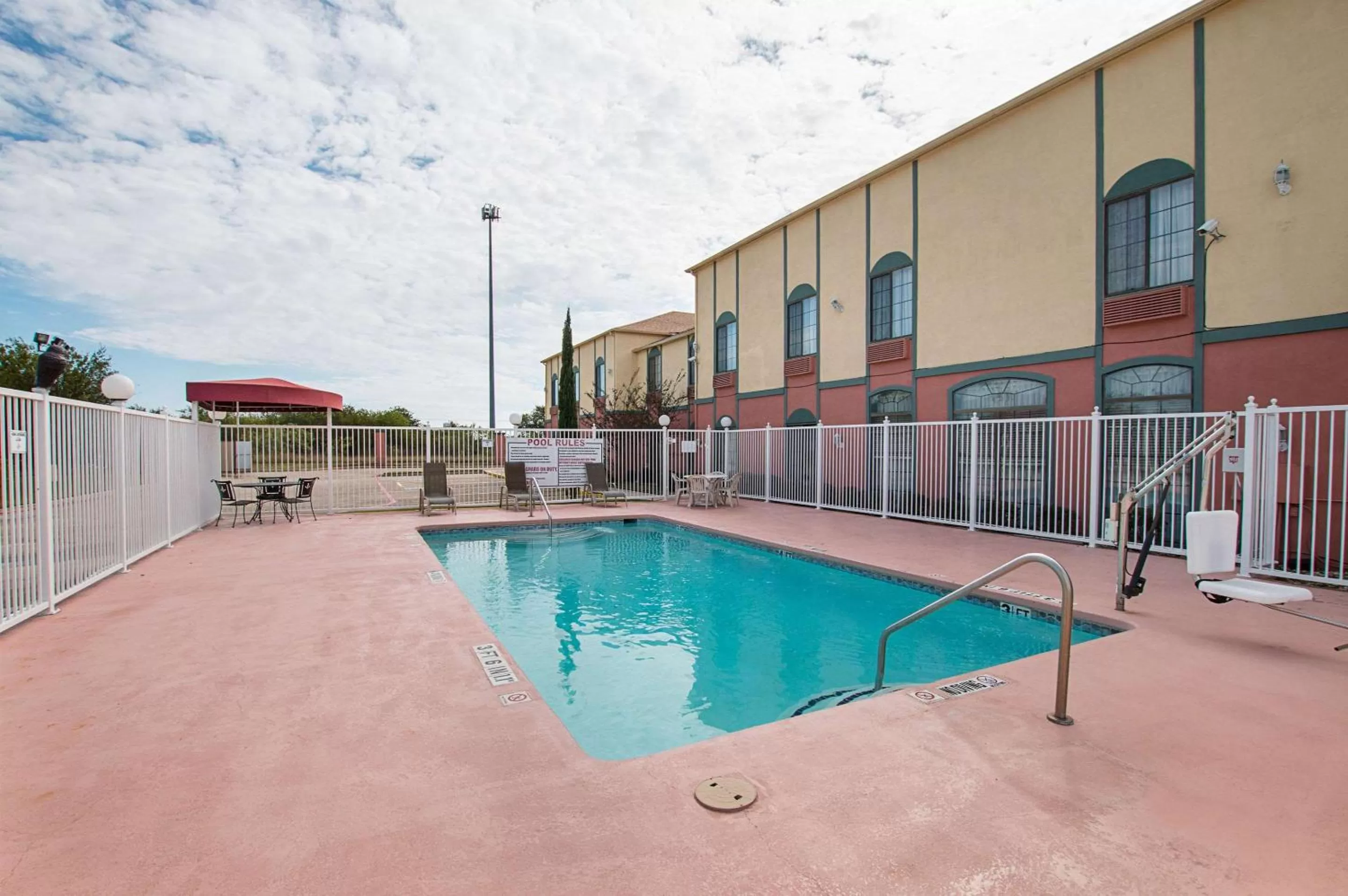 On site in Quality Suites Temple I-35