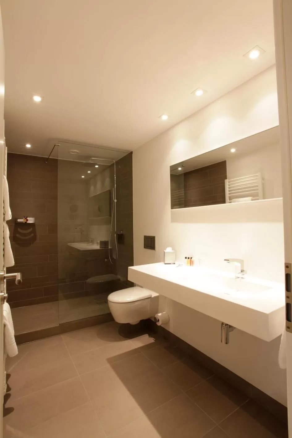 Decorative detail in Hotel Gude