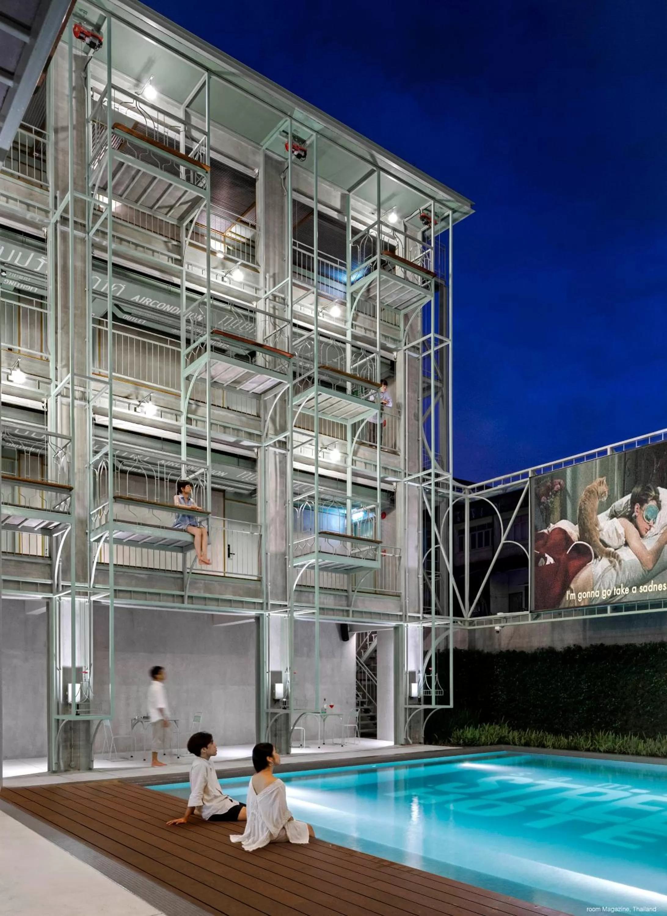 Property building in Samsen Street Hotel