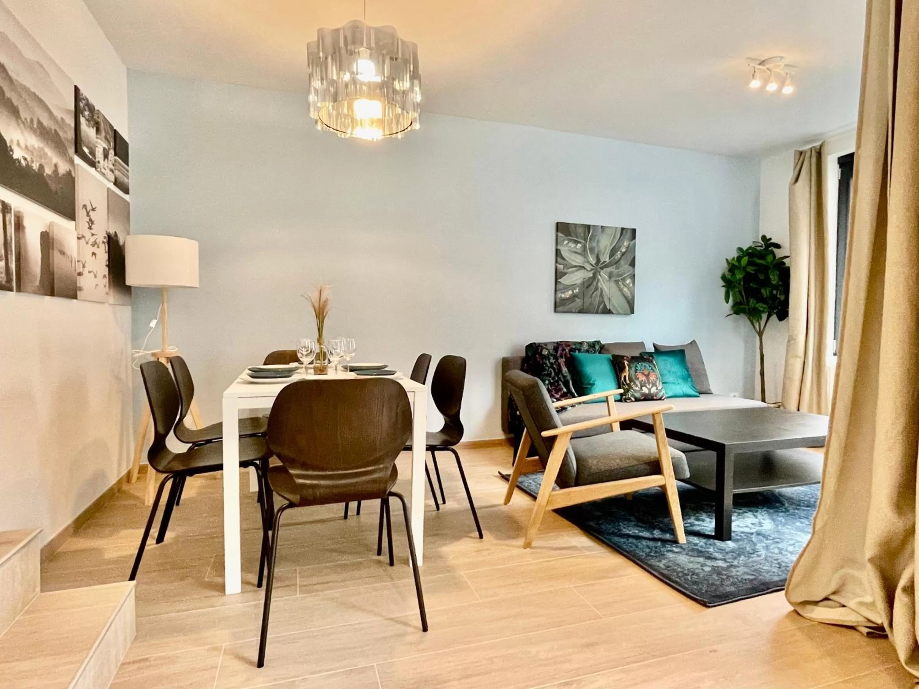 Dining area in OneLuxStay near Fashion District