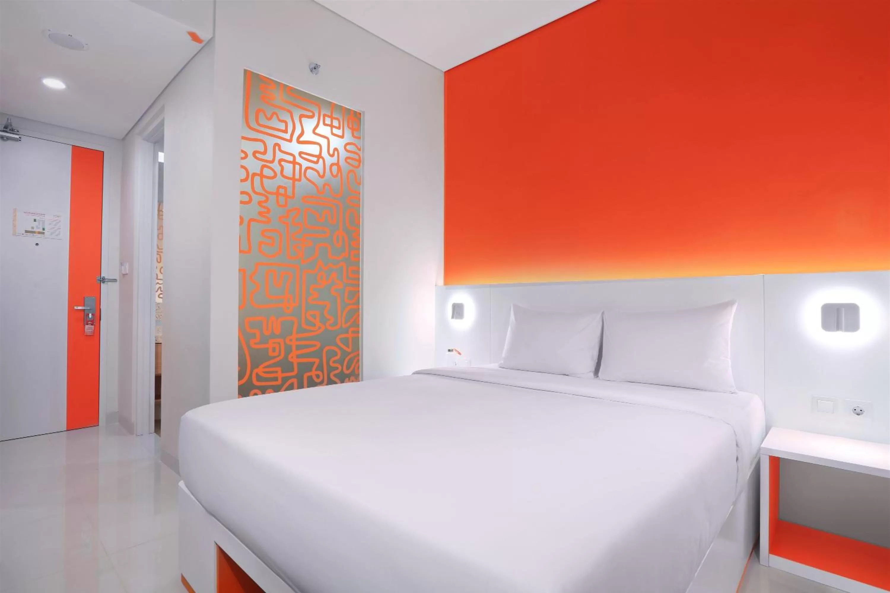 Bedroom, Bed in Starlet Hotel BSD City