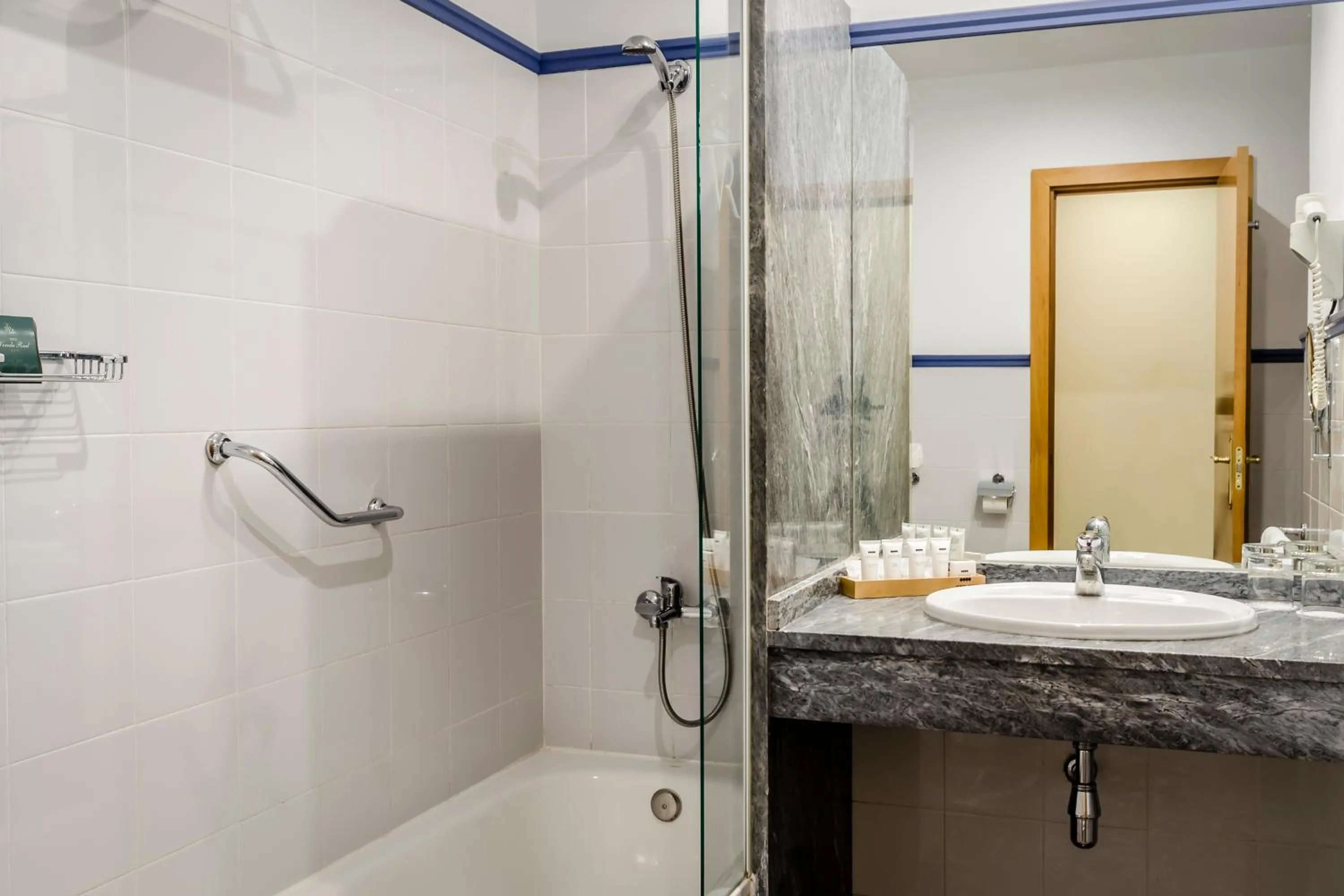 Toilet in YIT Vereda Real