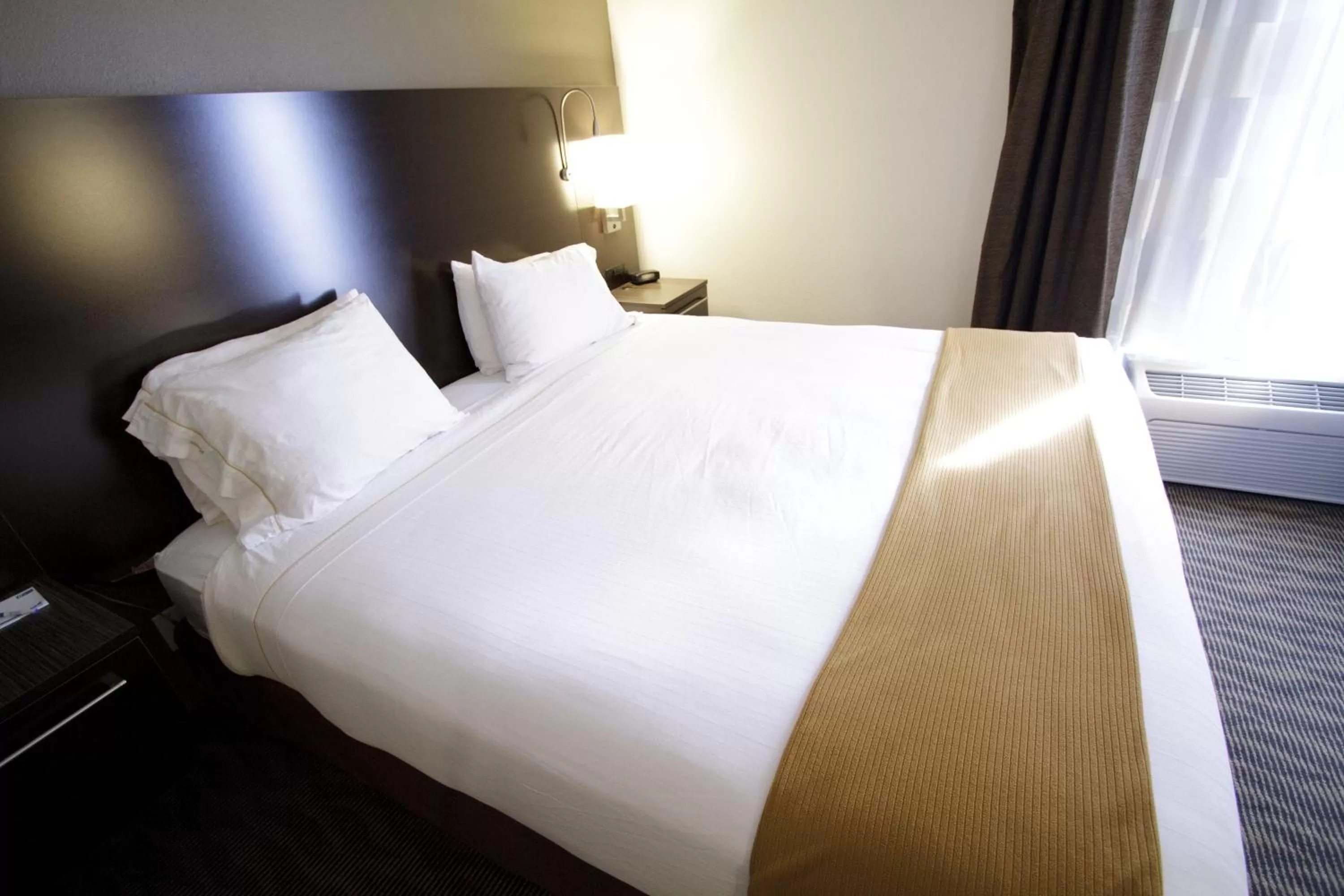 Bed in Holiday Inn Express Hotel & Suites Colby by IHG