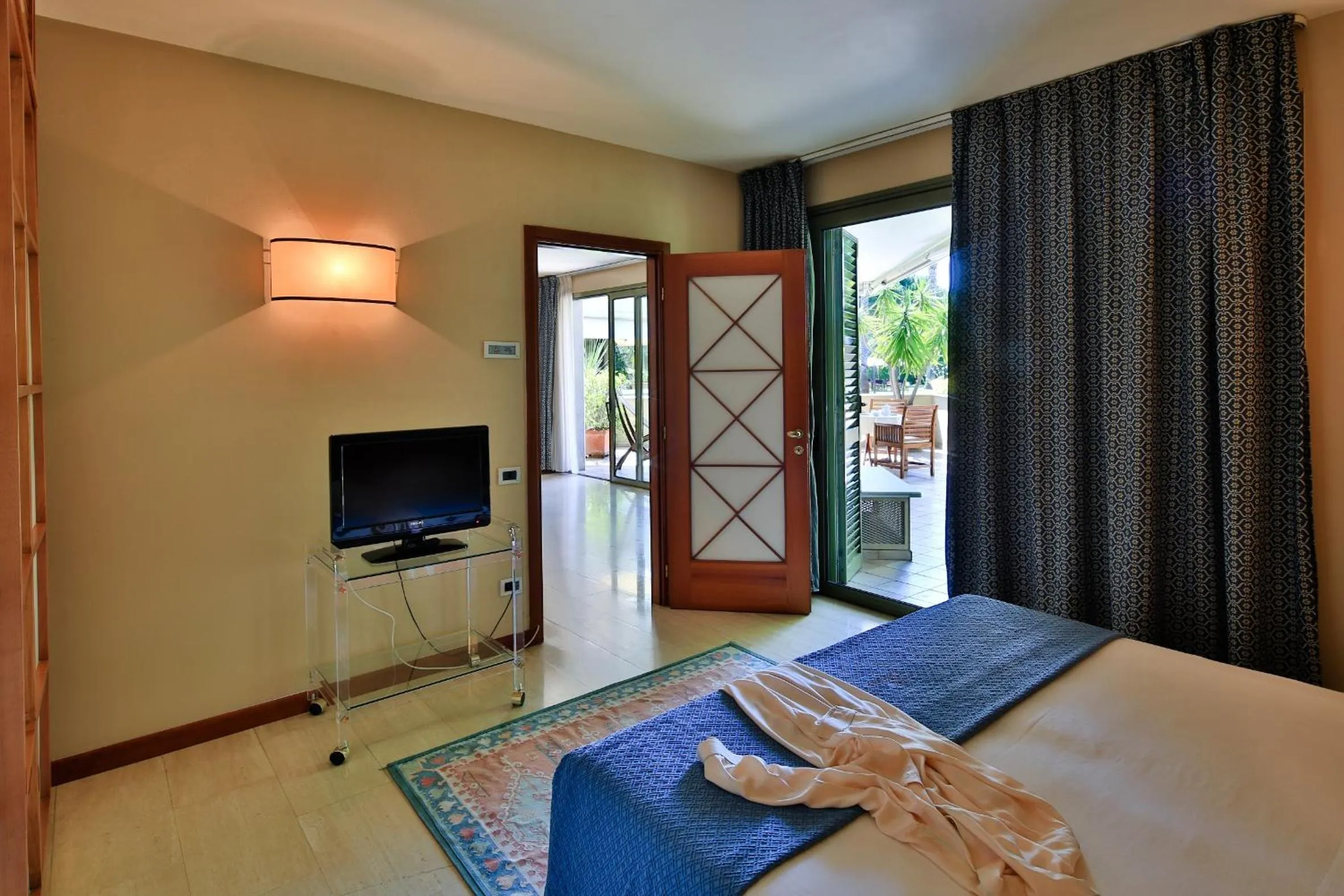 Photo of the whole room, Bed in Hotel Villa Undulna - Terme della Versilia