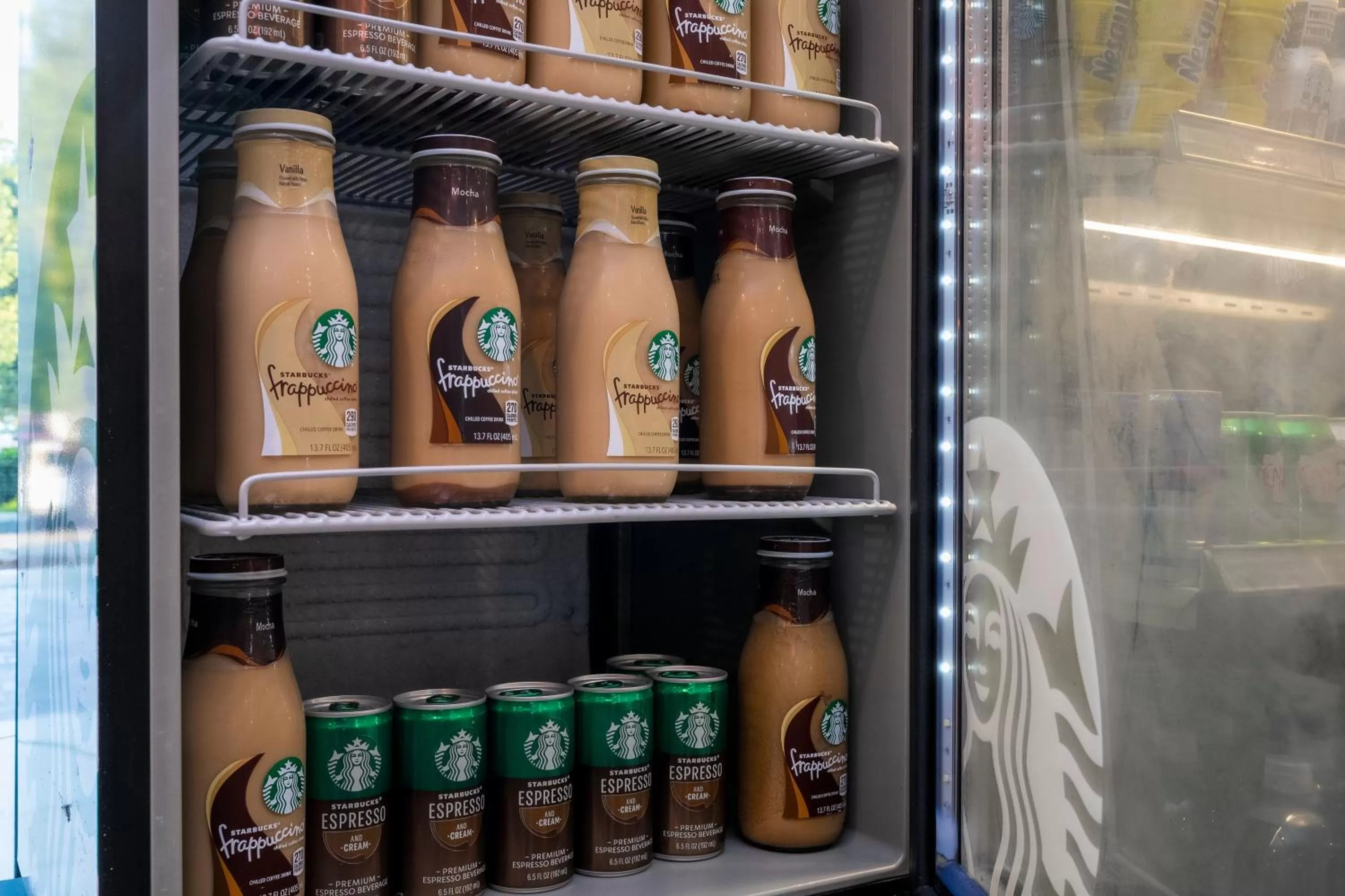 Restaurant/places to eat in SPOT X Hotel Orlando Intl Dr by The Red Collection