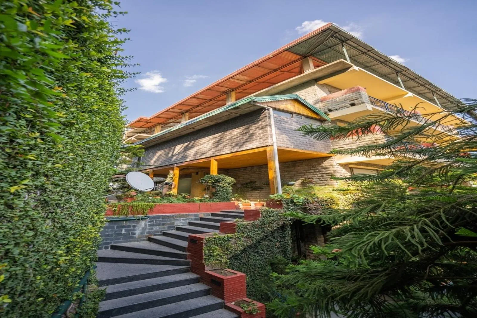 Spring in Kasauli Castle Resort