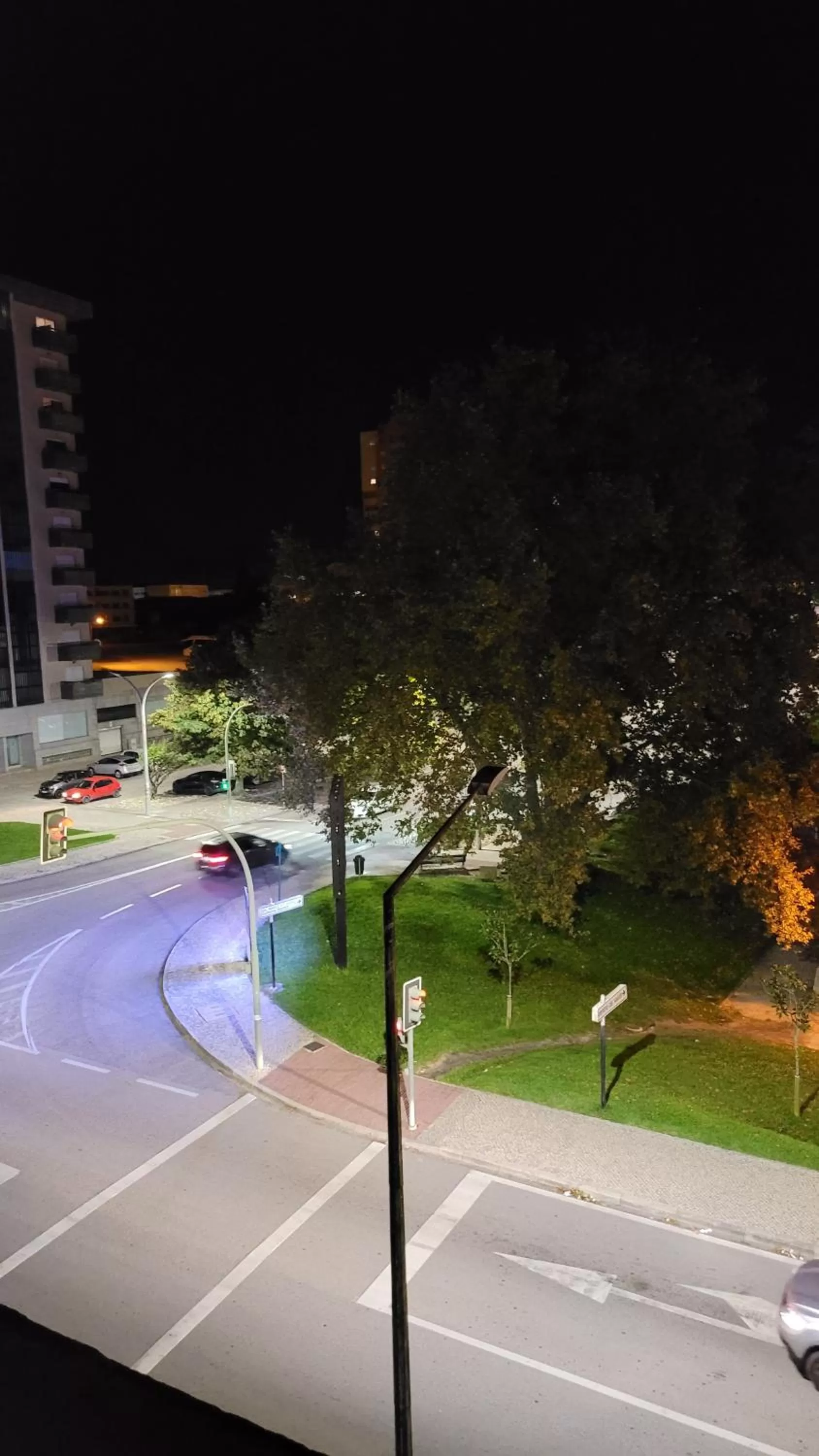 Street view, Swimming Pool in Residencia Paris