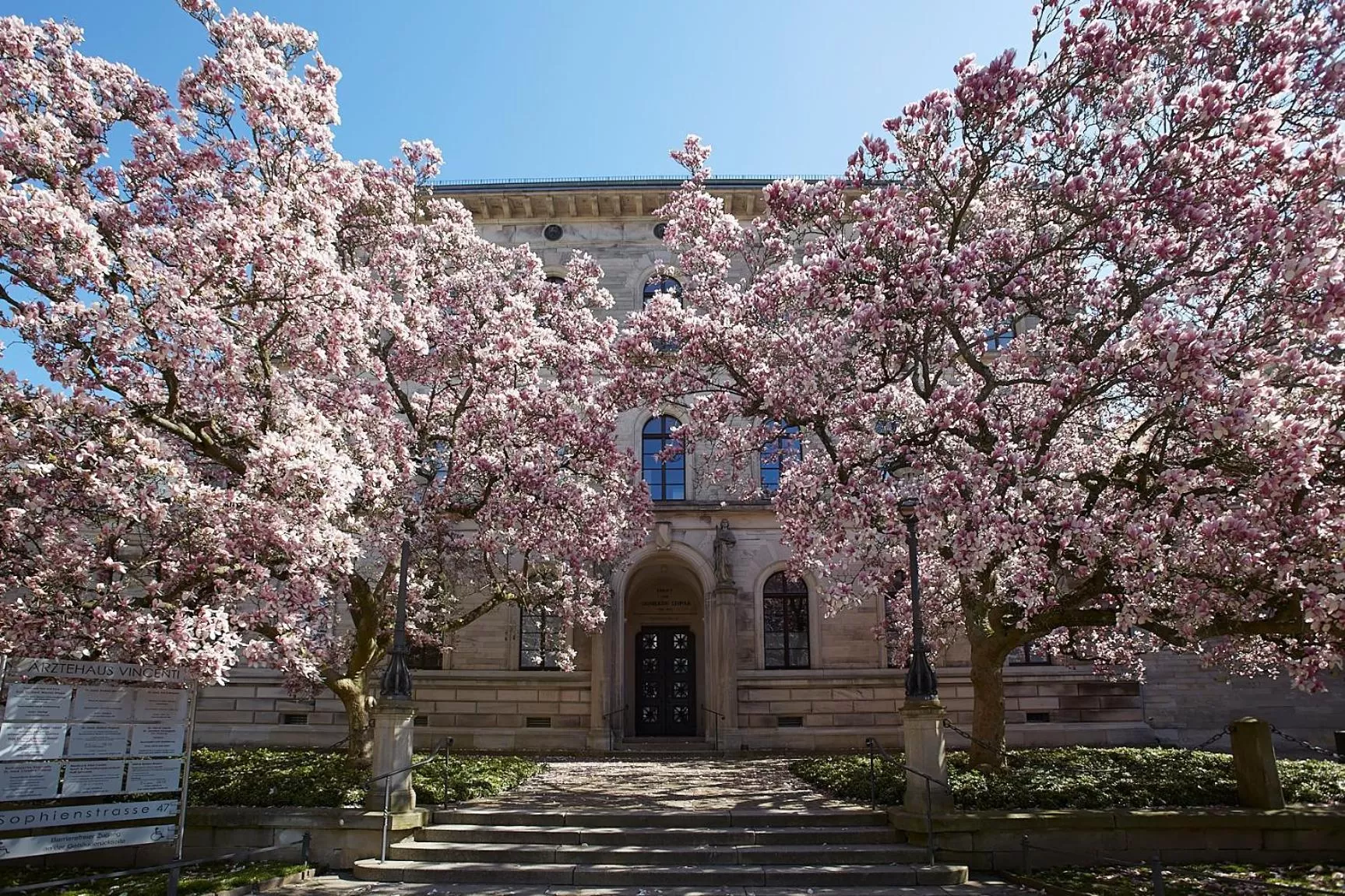Nearby landmark in Hotel Beek by Anna