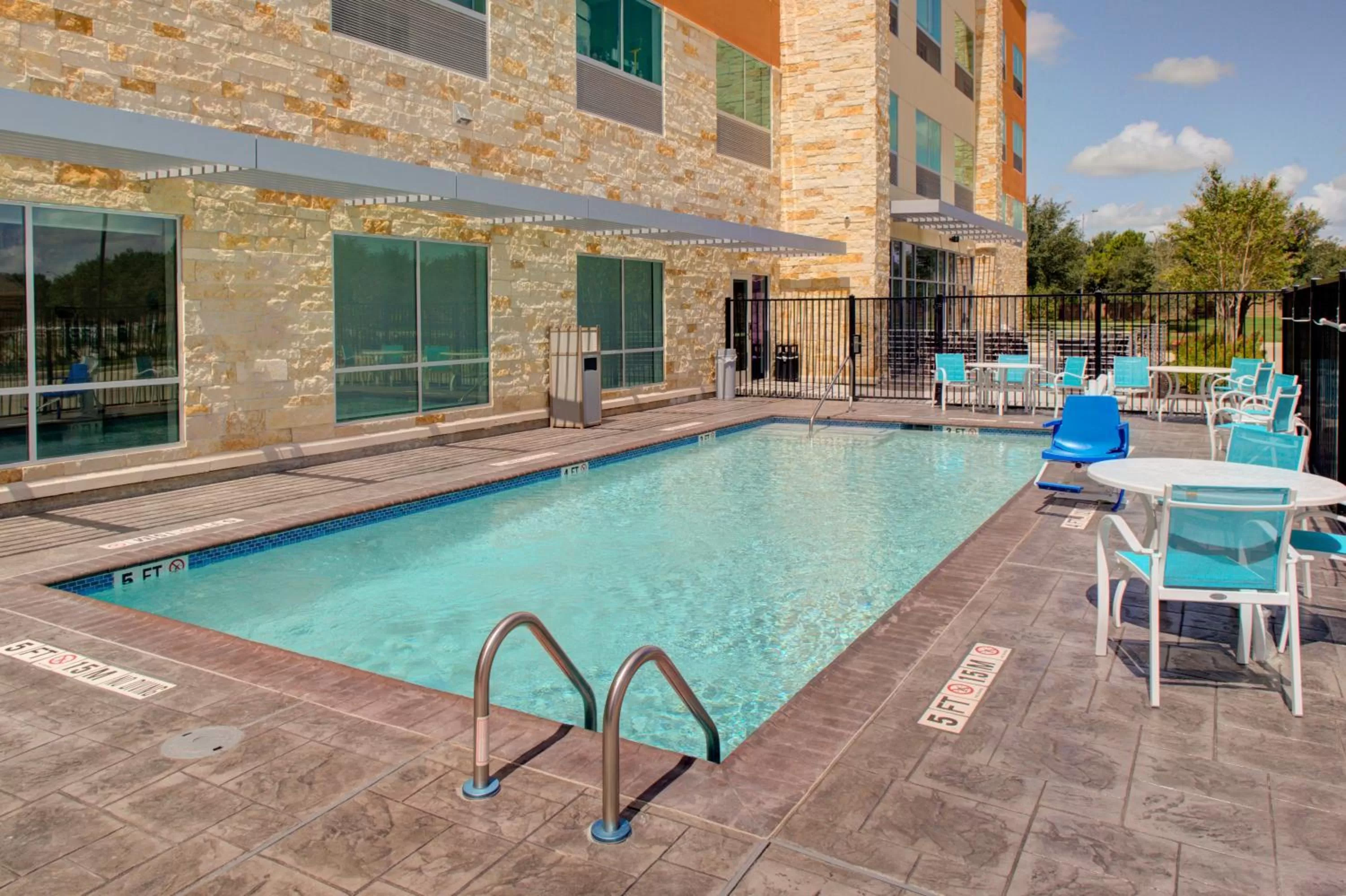 Swimming pool in Holiday Inn Express & Suites - Houston NW - Cypress Grand Pky by IHG
