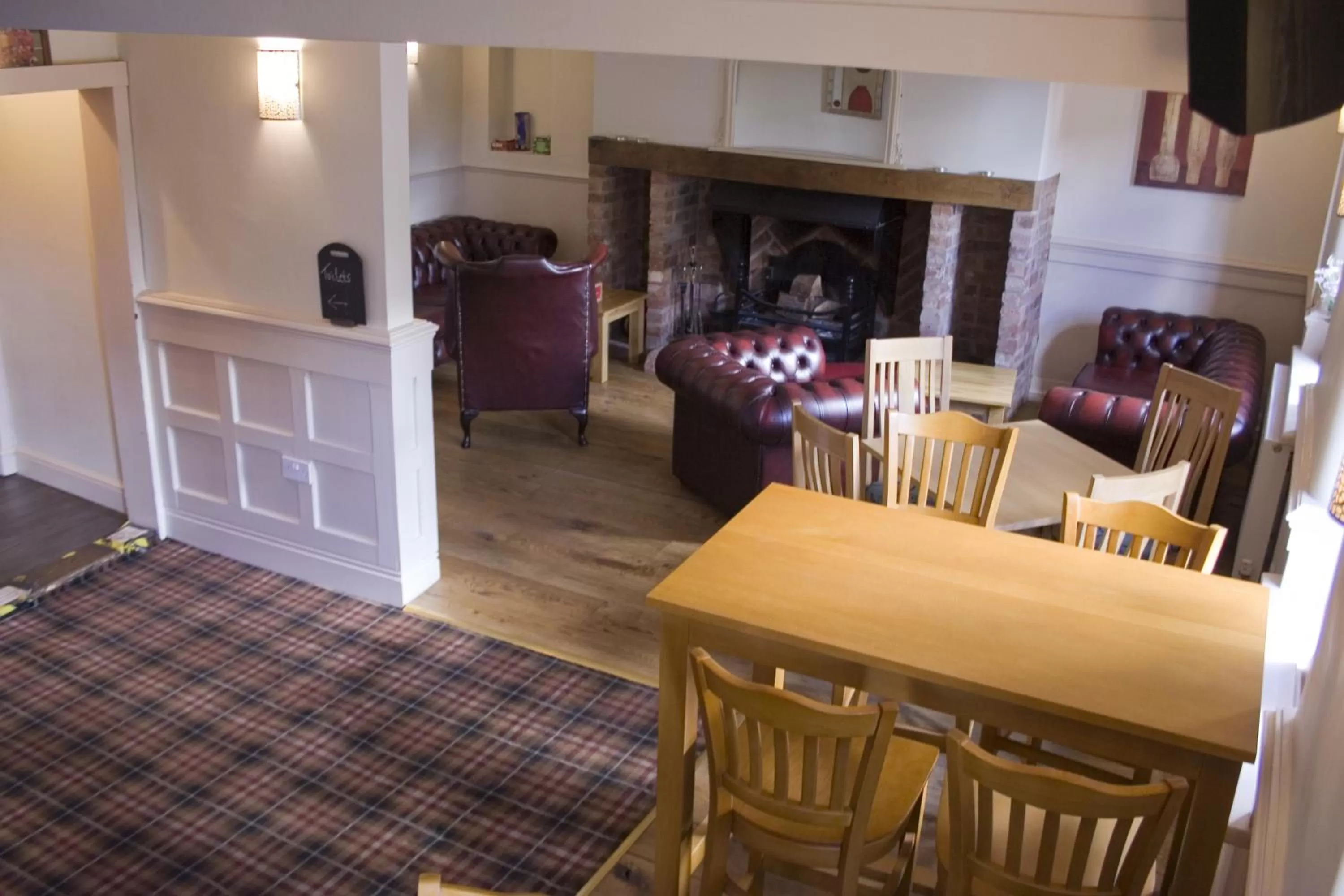 Restaurant/places to eat in The Wheatsheaf