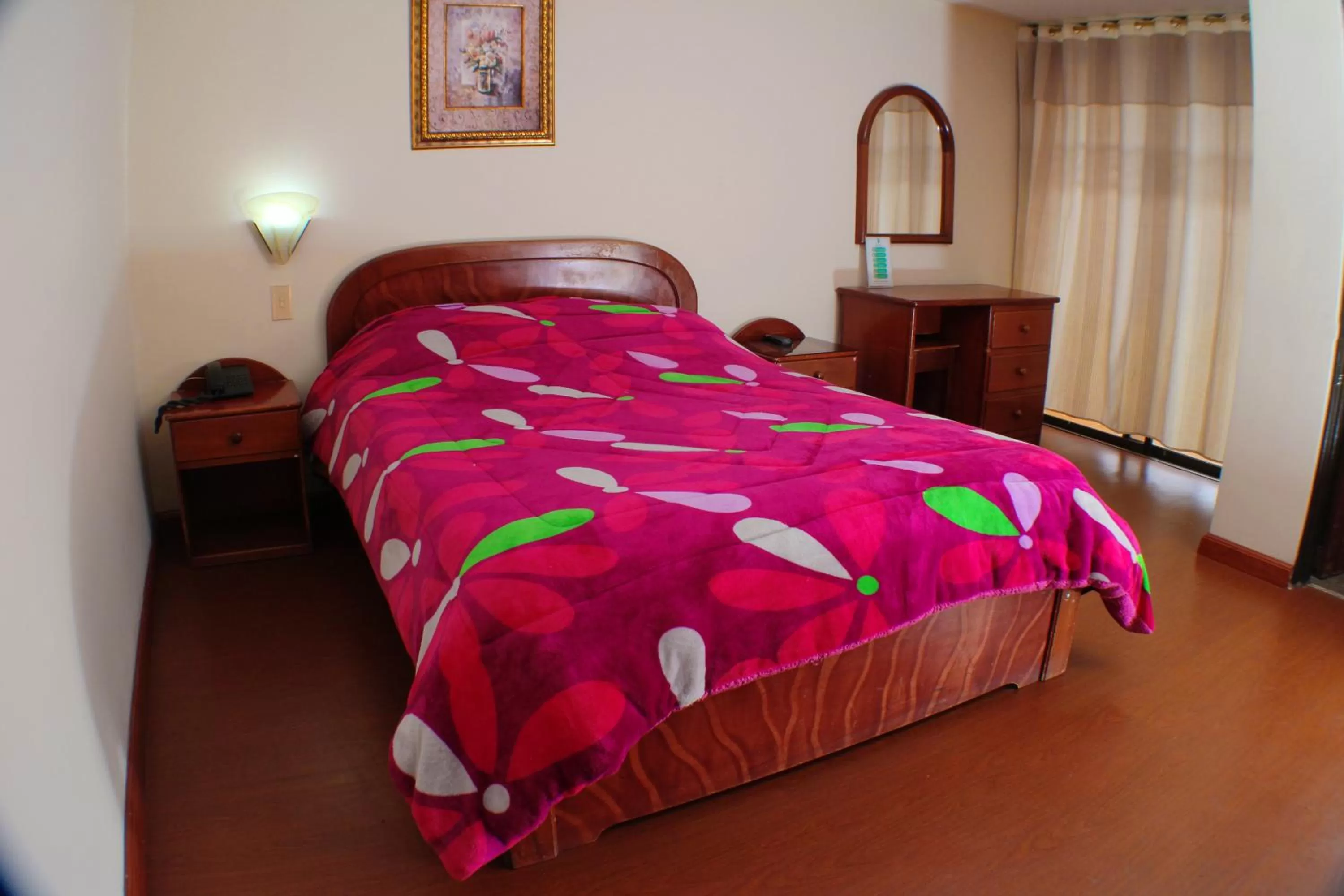 Bed in Hotel Santa Isabel 2