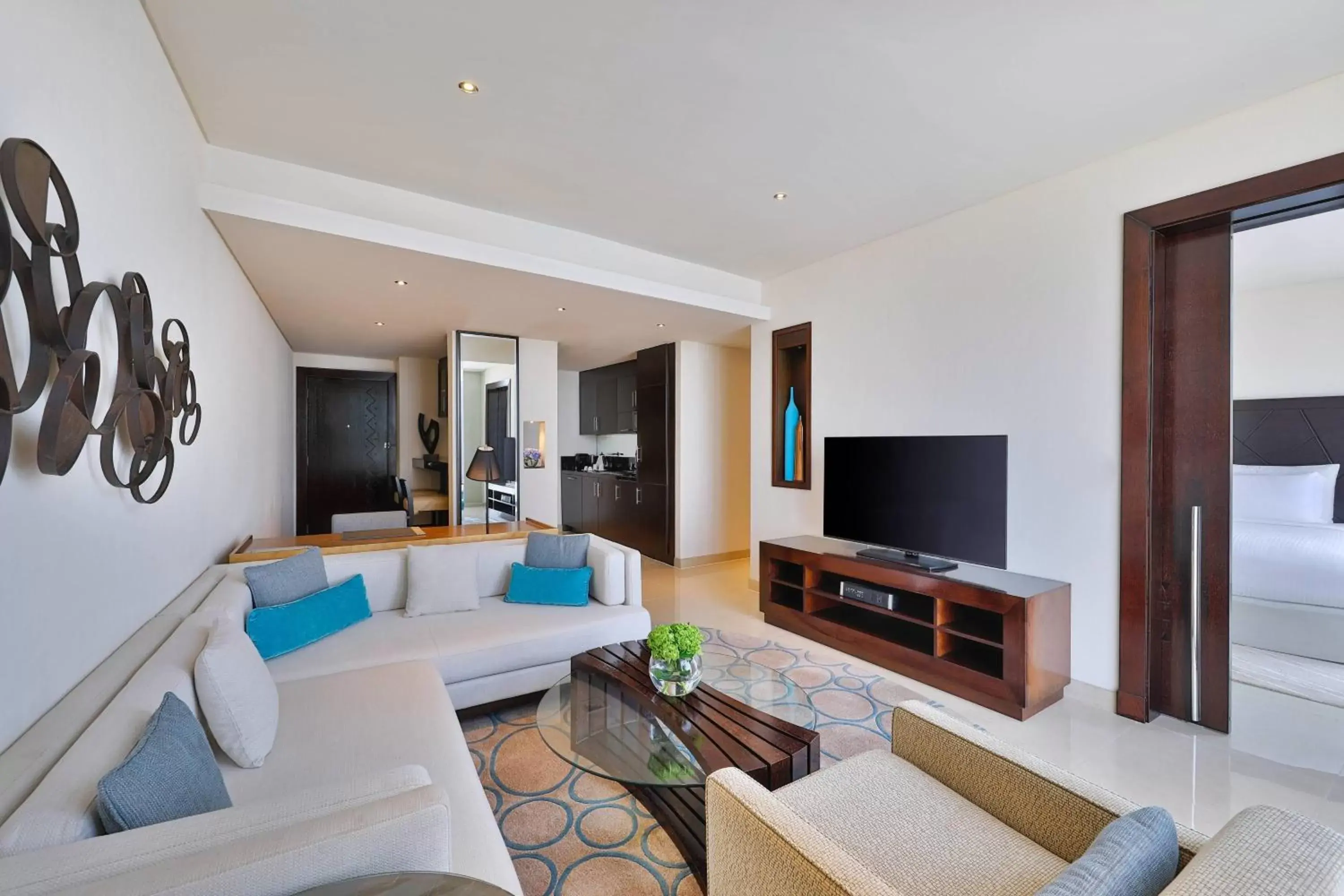 One-Bedroom King Suite with City View in JW Marriott Hotel Riyadh One-Bedroom King Suite with City View in JW Marriott Hotel Riyadh