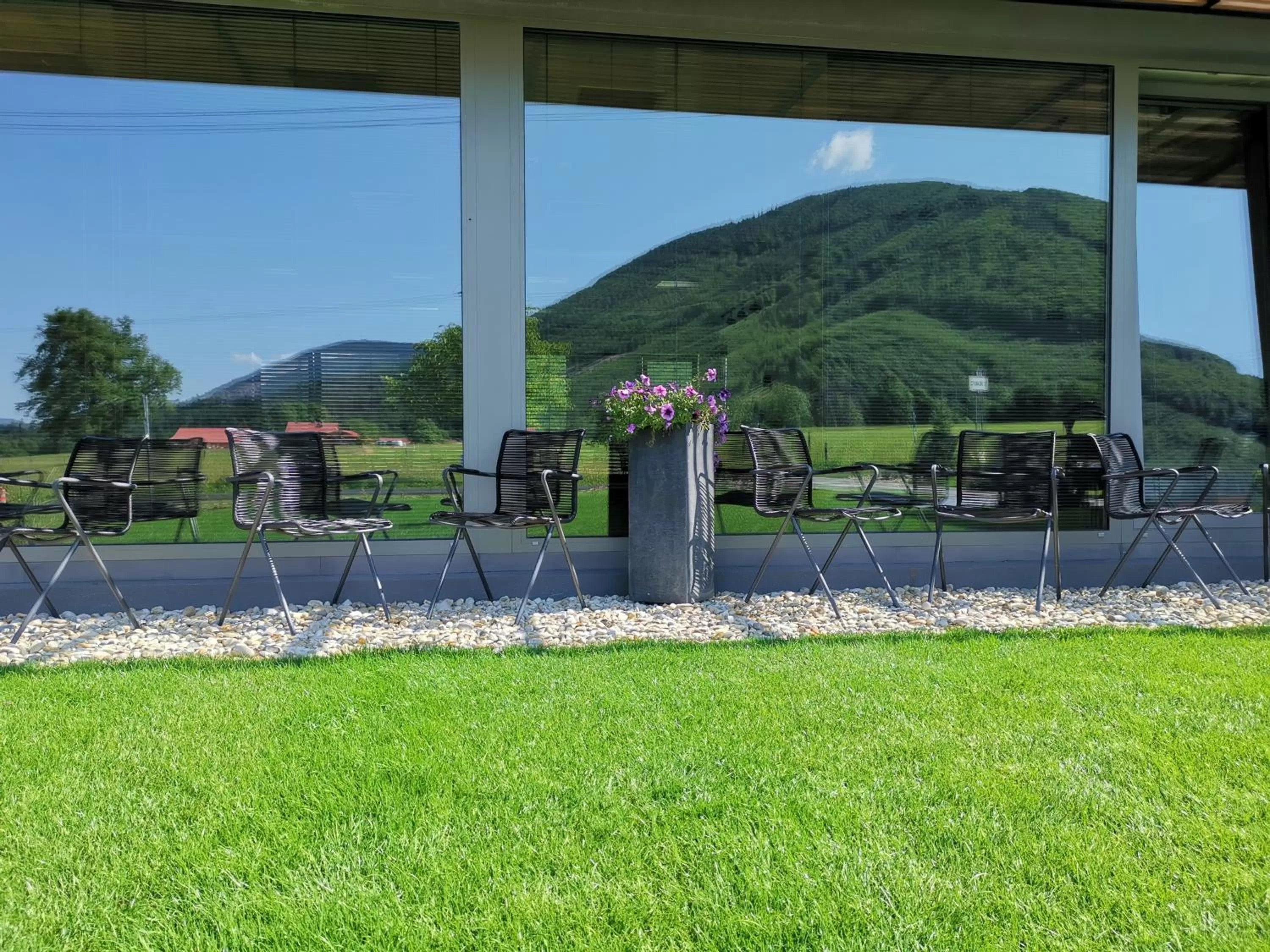 Property building in Hotel Maralák