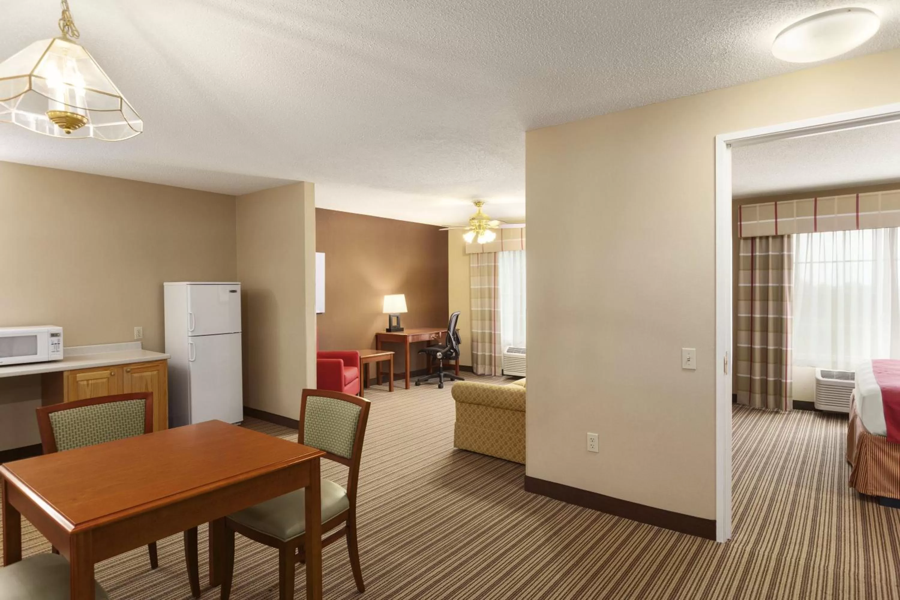 Photo of the whole room in Country Inn & Suites by Radisson, Bel Air-Aberdeen, MD
