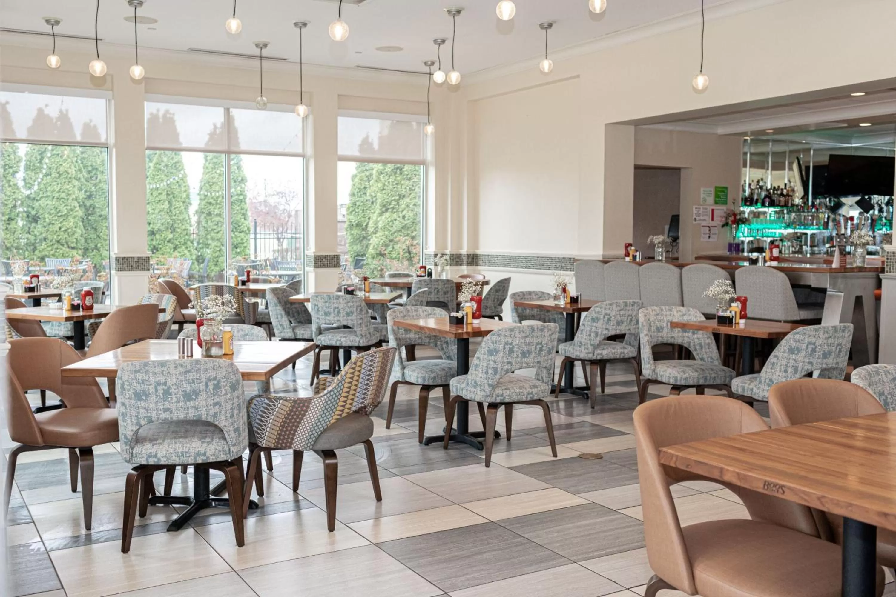 Restaurant/places to eat in Holiday Inn Effingham by IHG