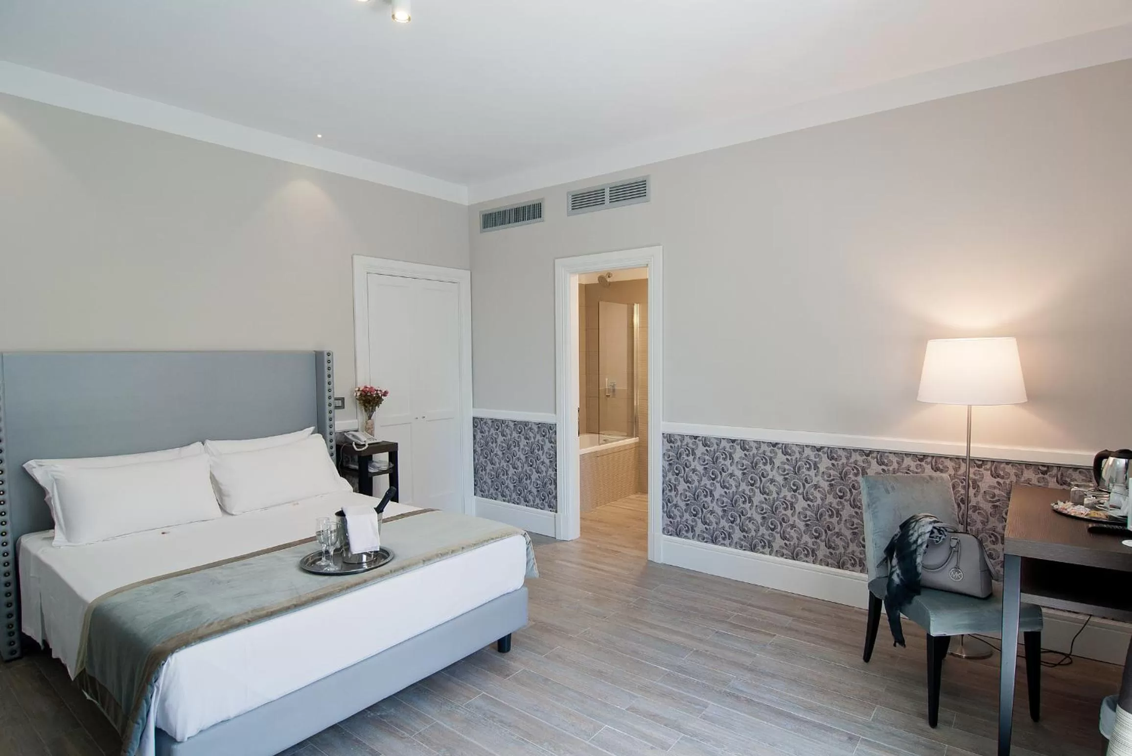 Bedroom, Bed in Fragrance Hotel St. Peter