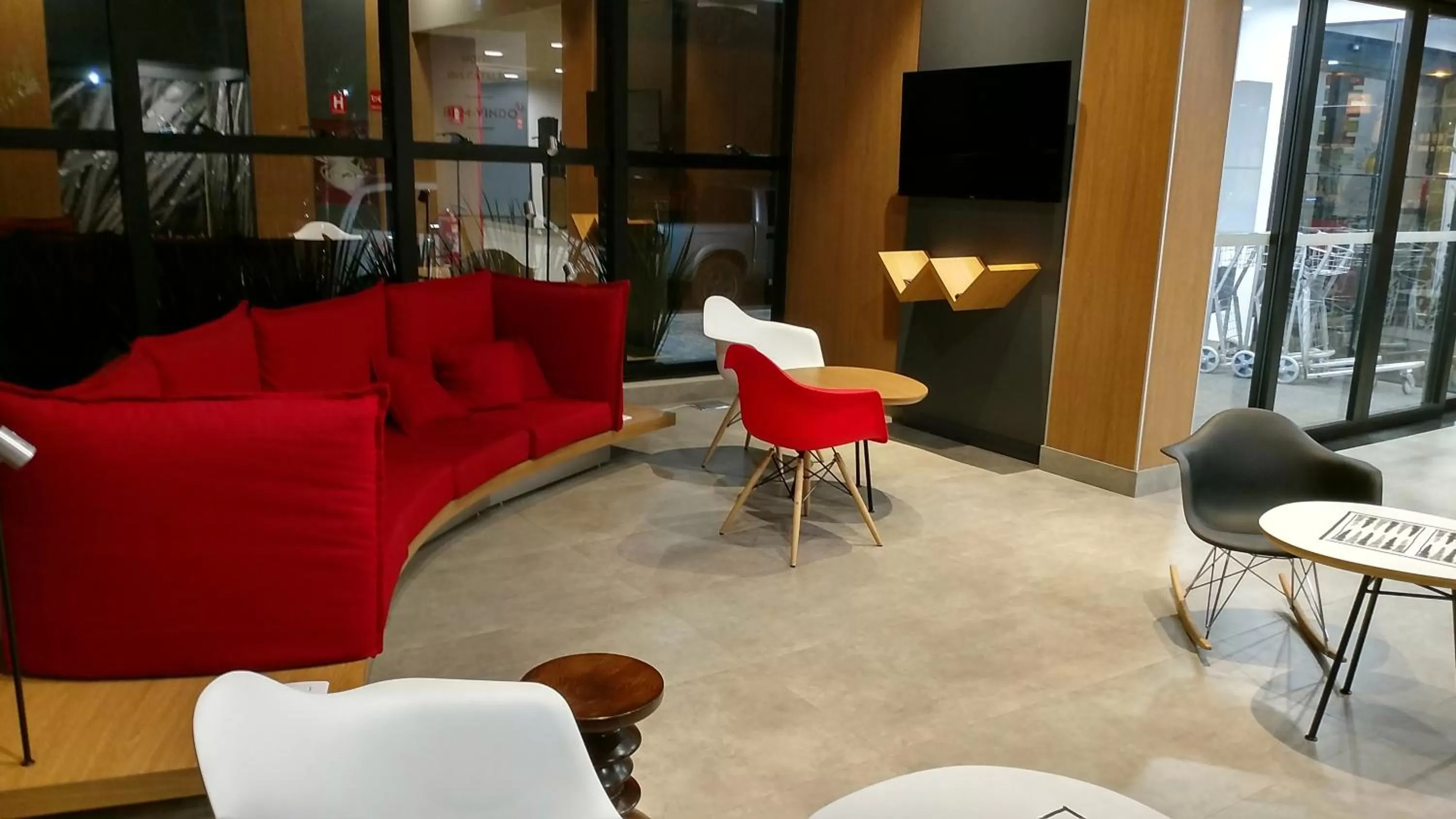 Lounge or bar in ibis Catalao