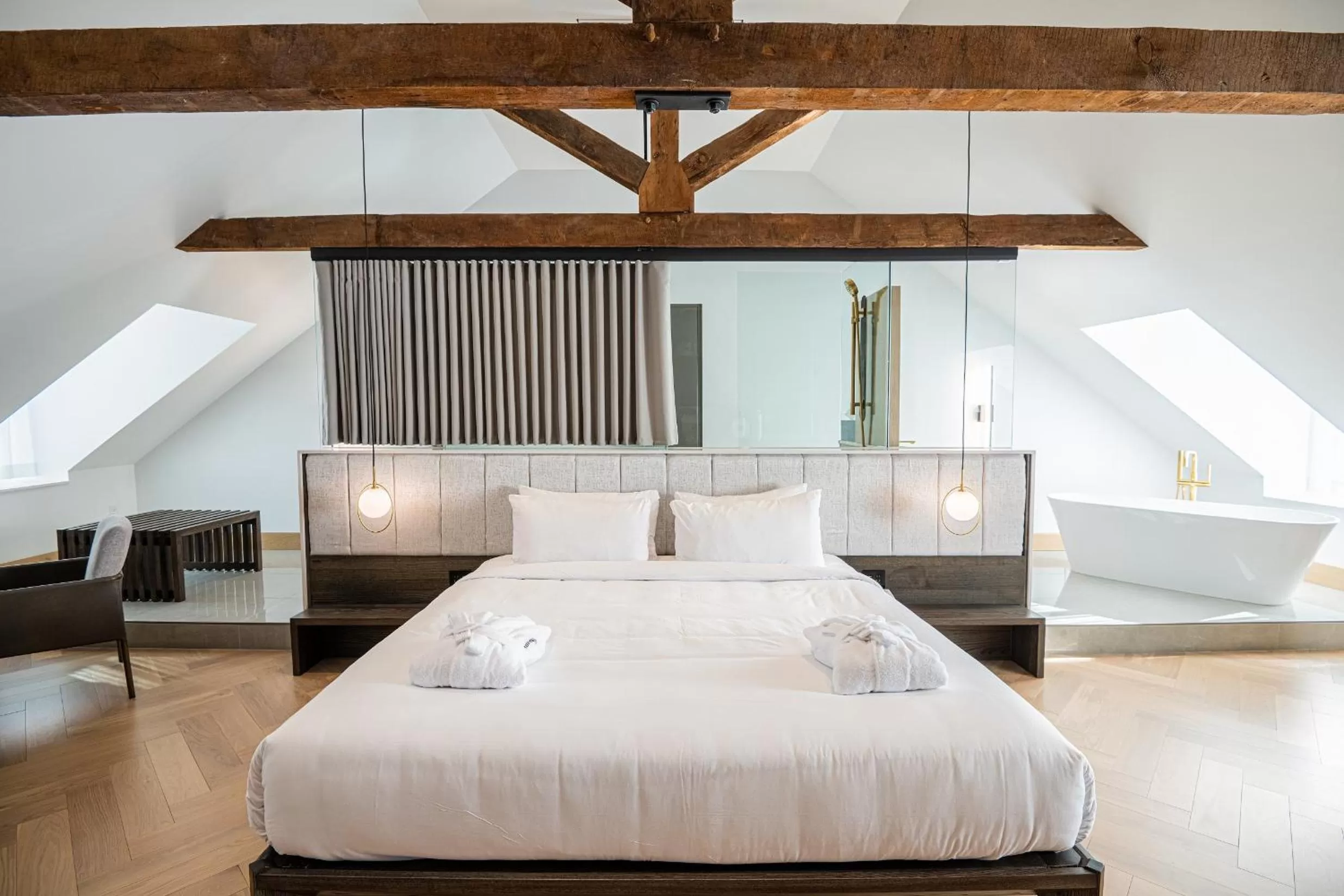 Bed in Hôtel Boutique Ophelia - Par Aneyro