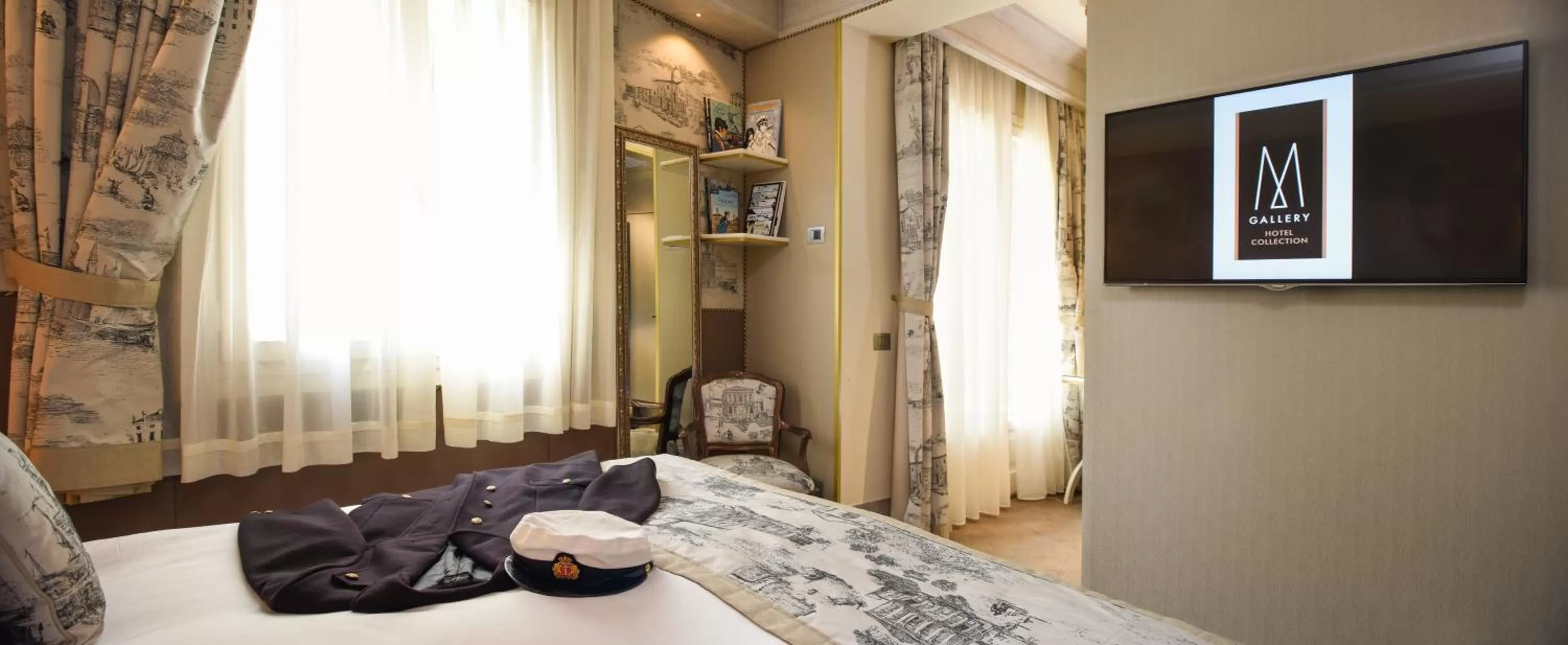 Photo of the whole room, Bed in Papadopoli Hotel Venezia - MGallery Collection