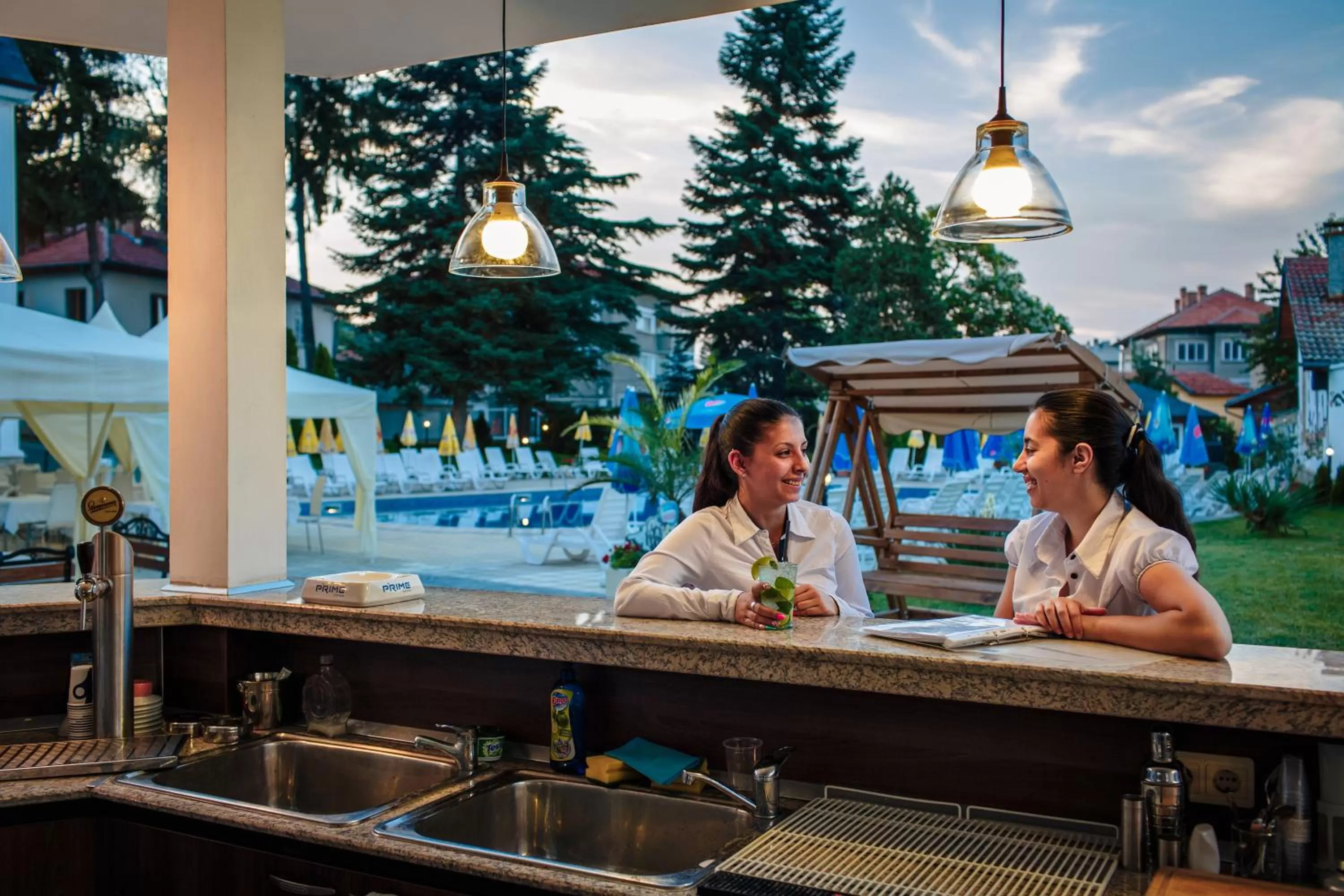 Garden in Chateau Montagne Hotel Troyan