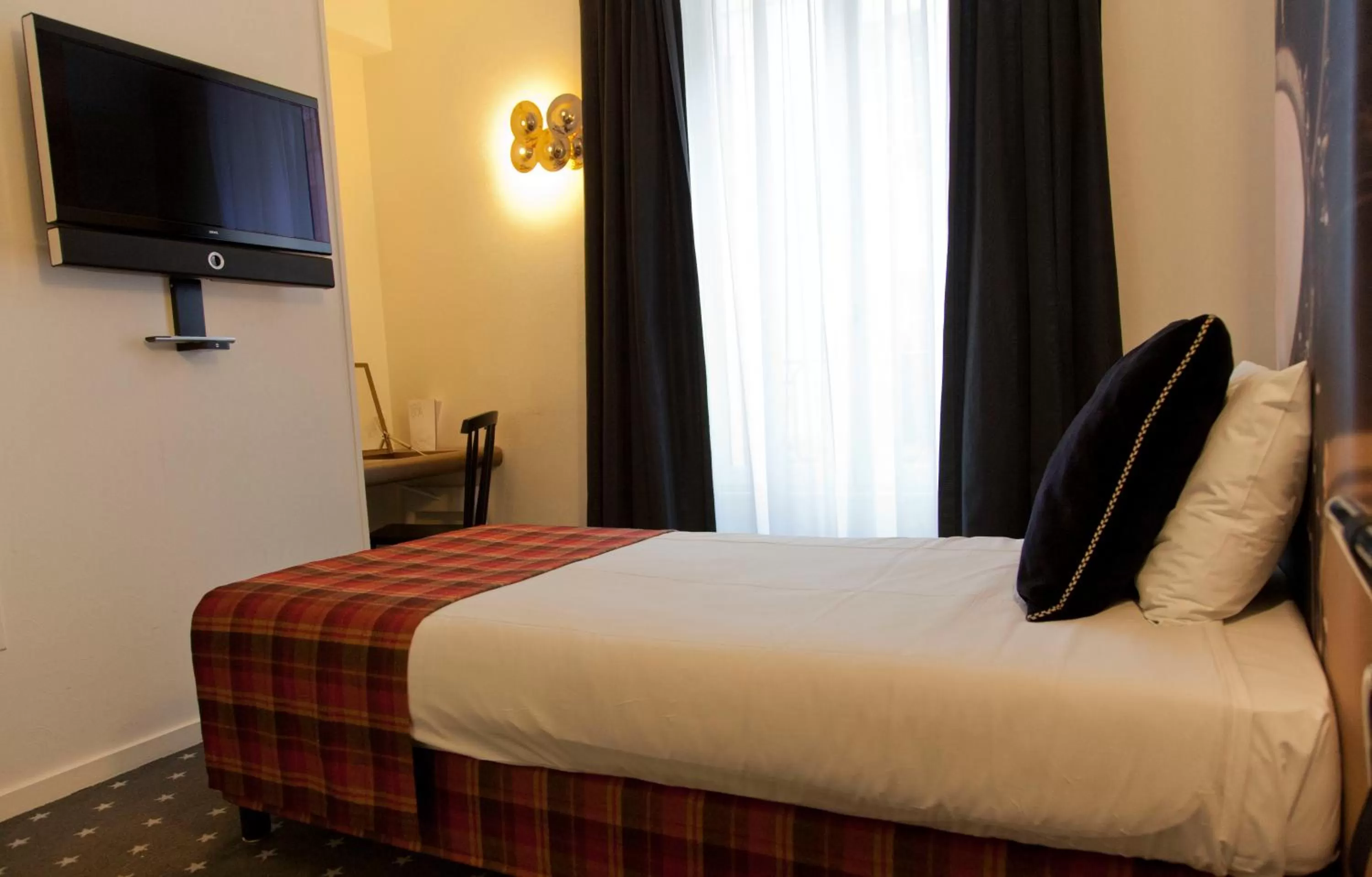 Single Room in Hôtel du Triangle d'Or