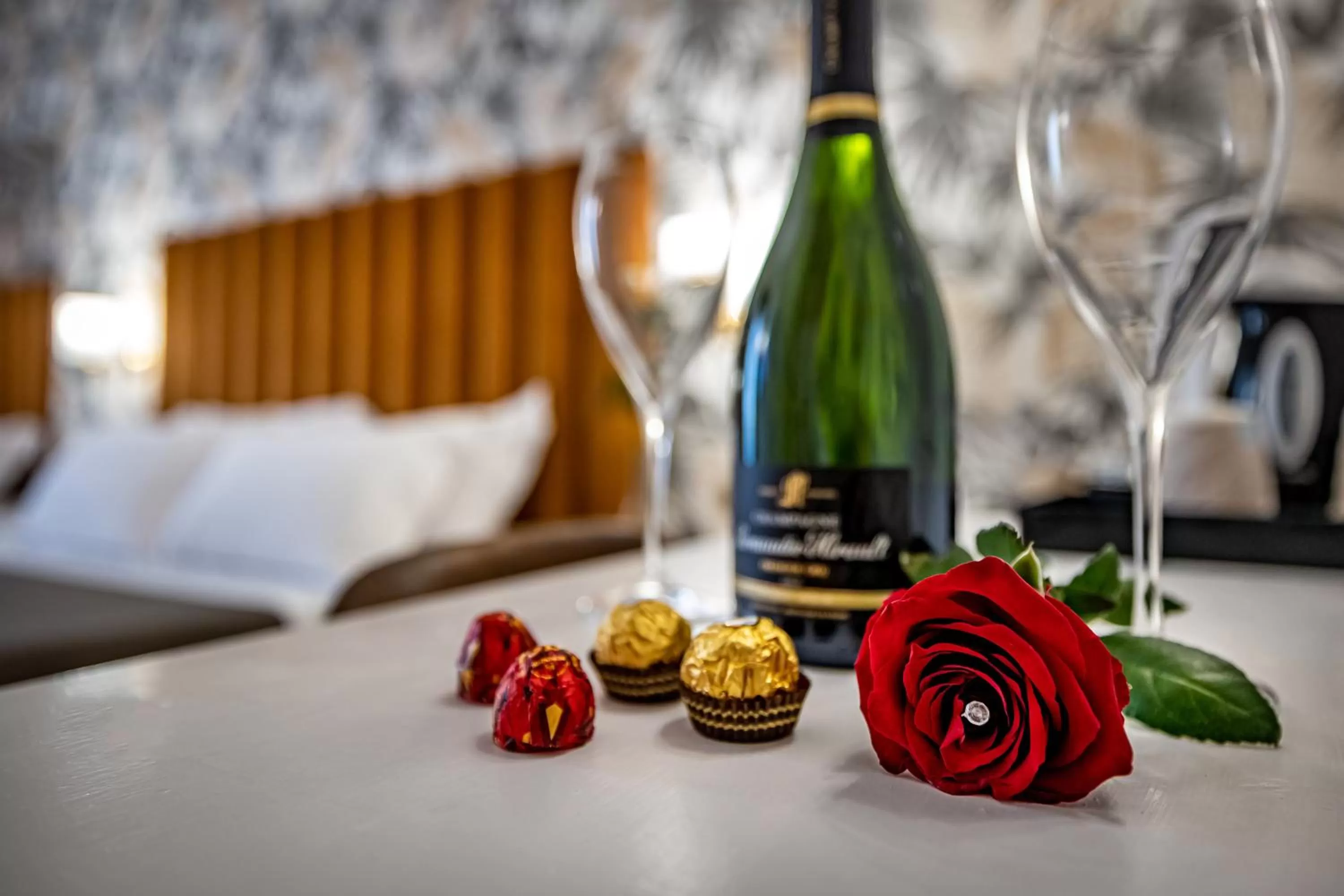 Food and drinks, Bed in Maison Pitti Florence