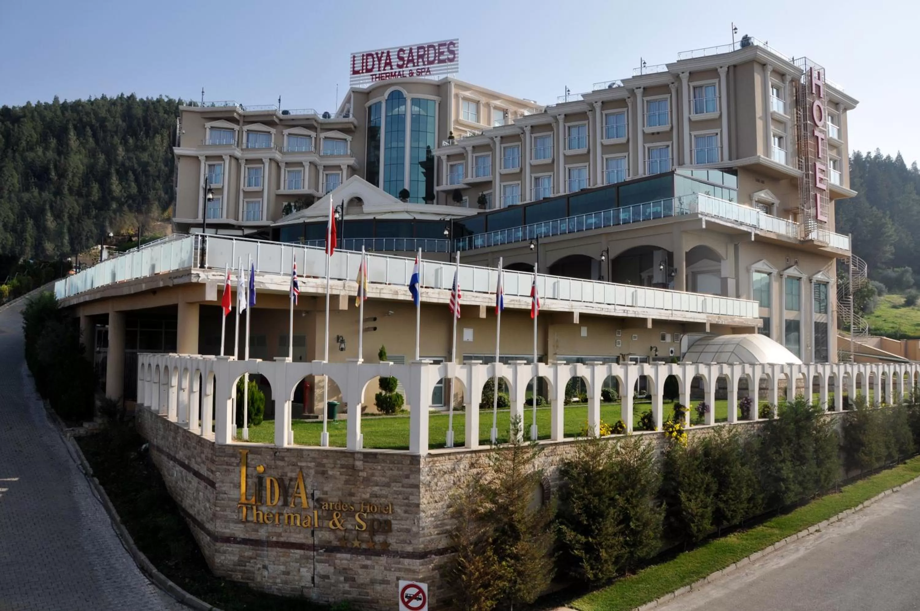 Property building in Lidya Sardes Hotel Thermal & SPA