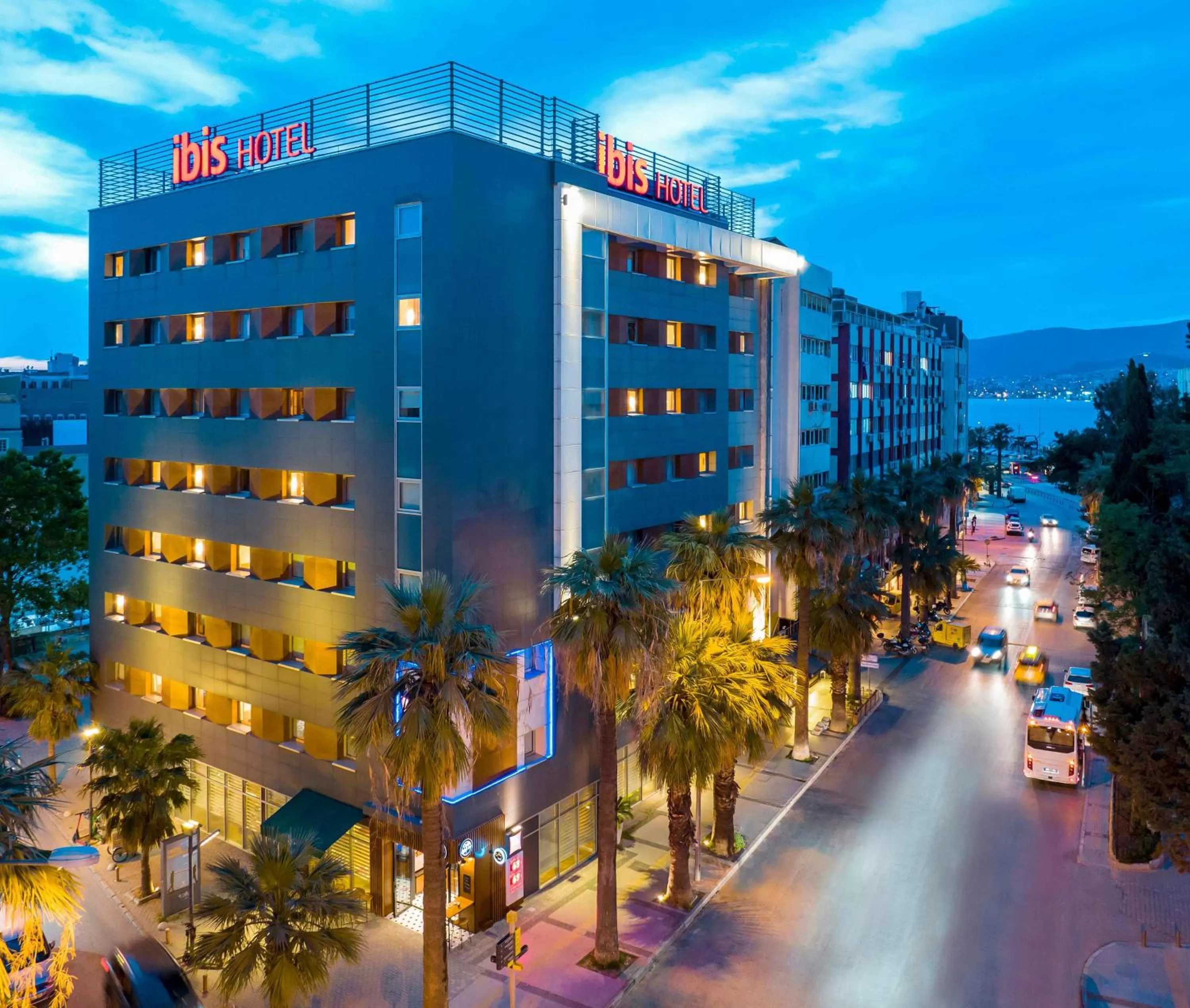 Property building in Ibis Izmir Alsancak