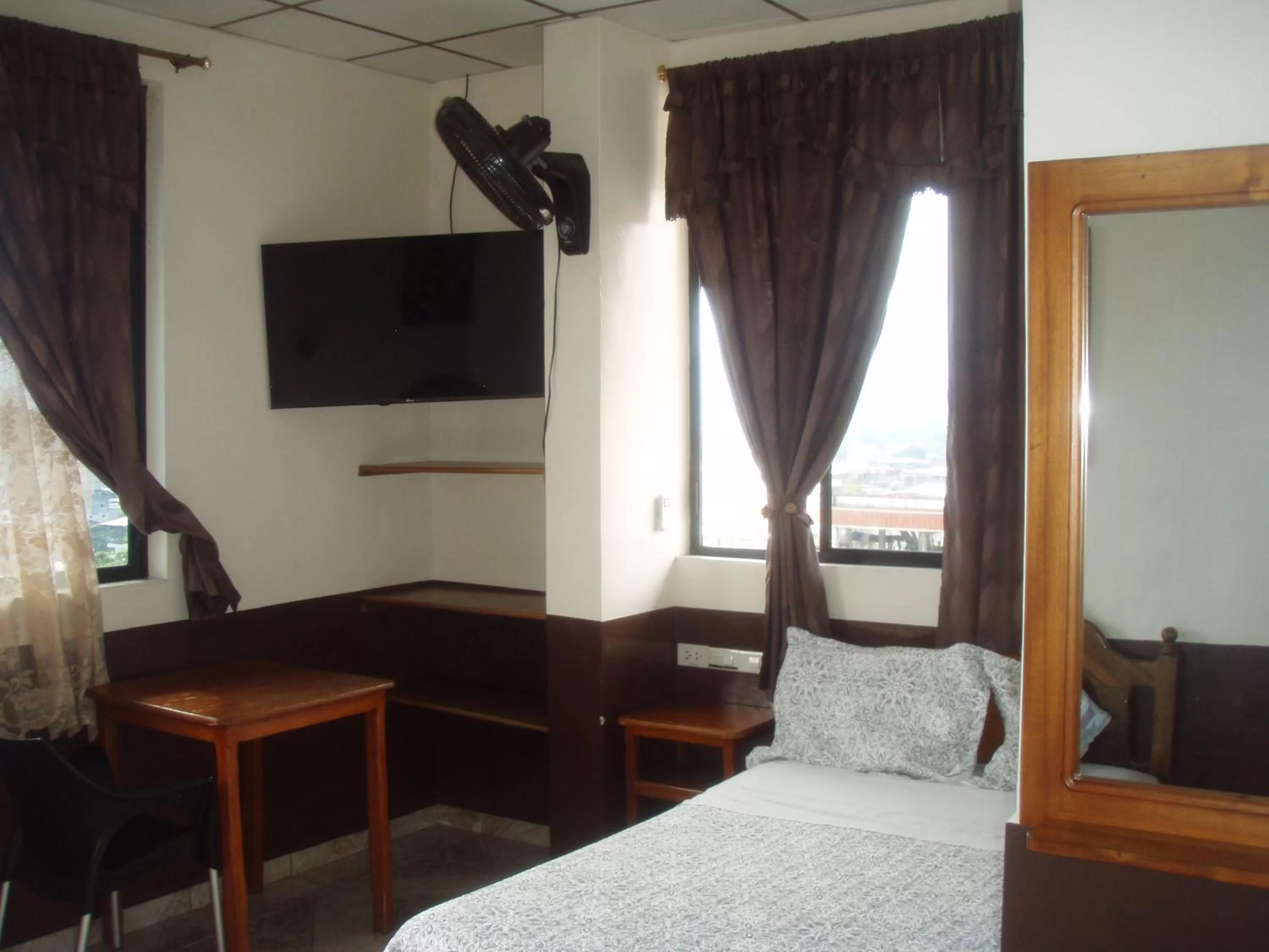 Bed in Hostal Limoncocha