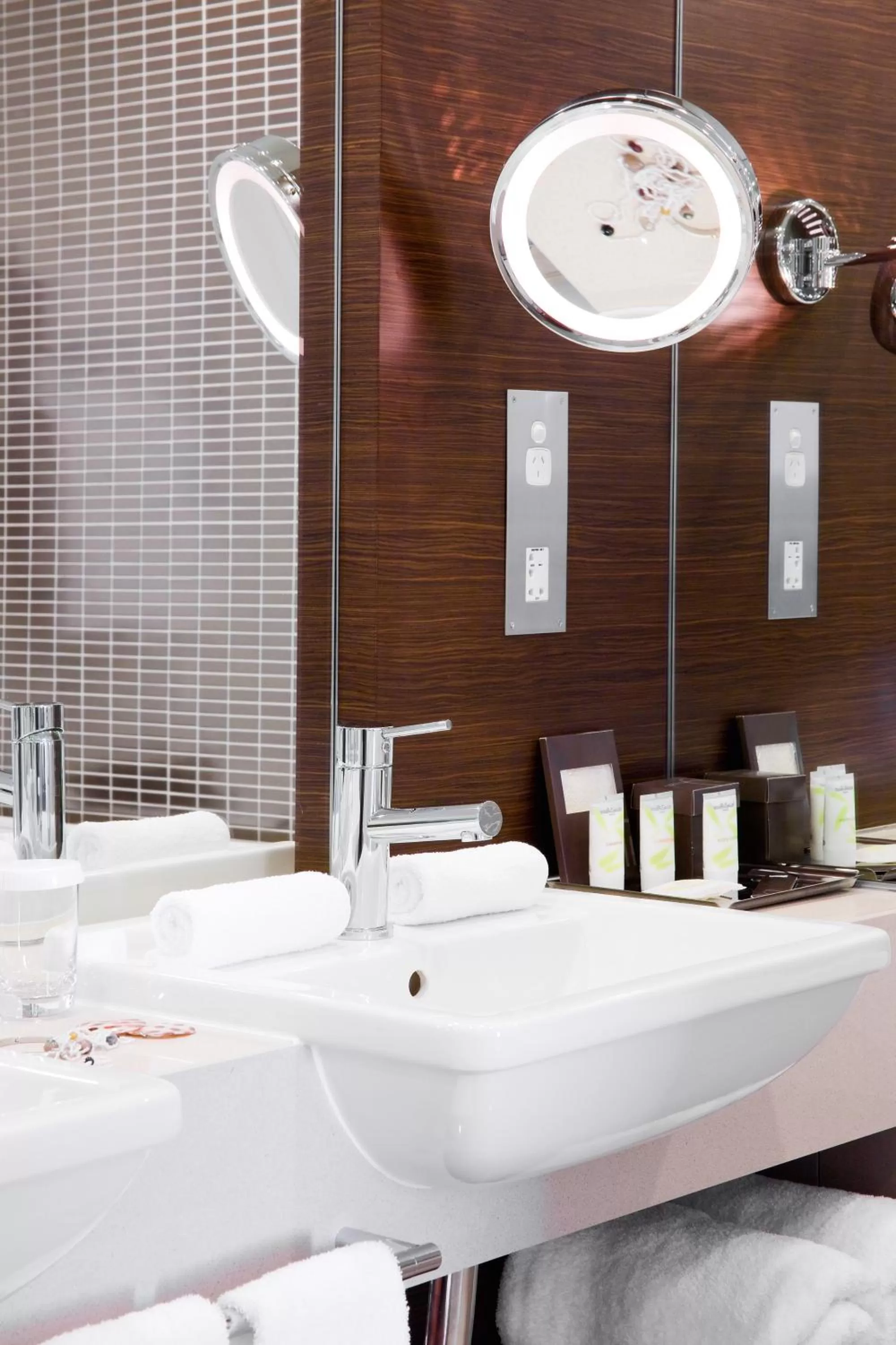 Bathroom in Pullman Sydney Olympic Park