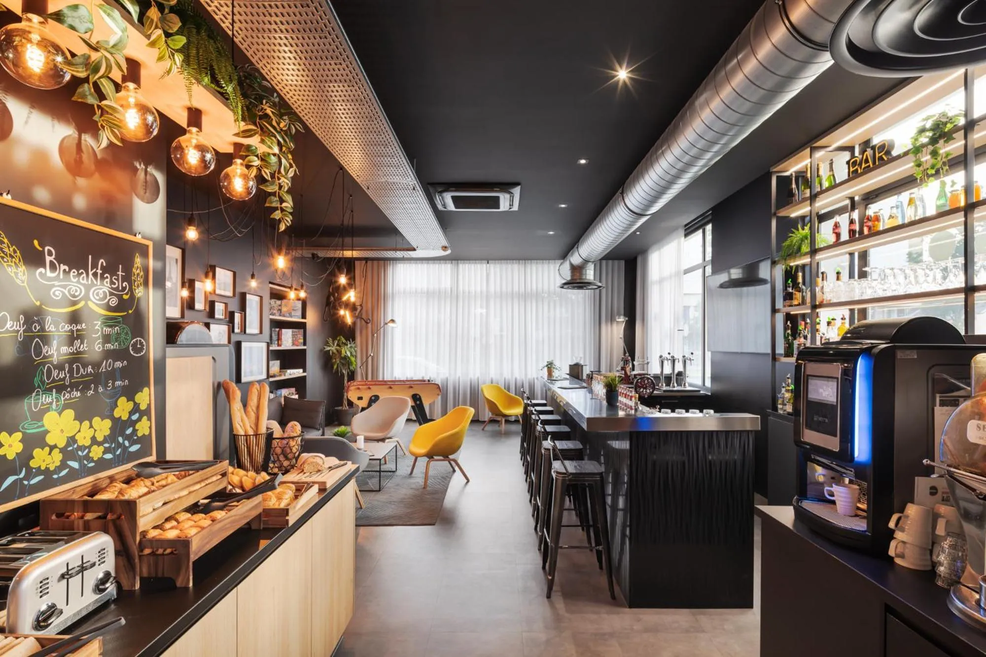 Restaurant/places to eat in Campanile Caen Centre Gare