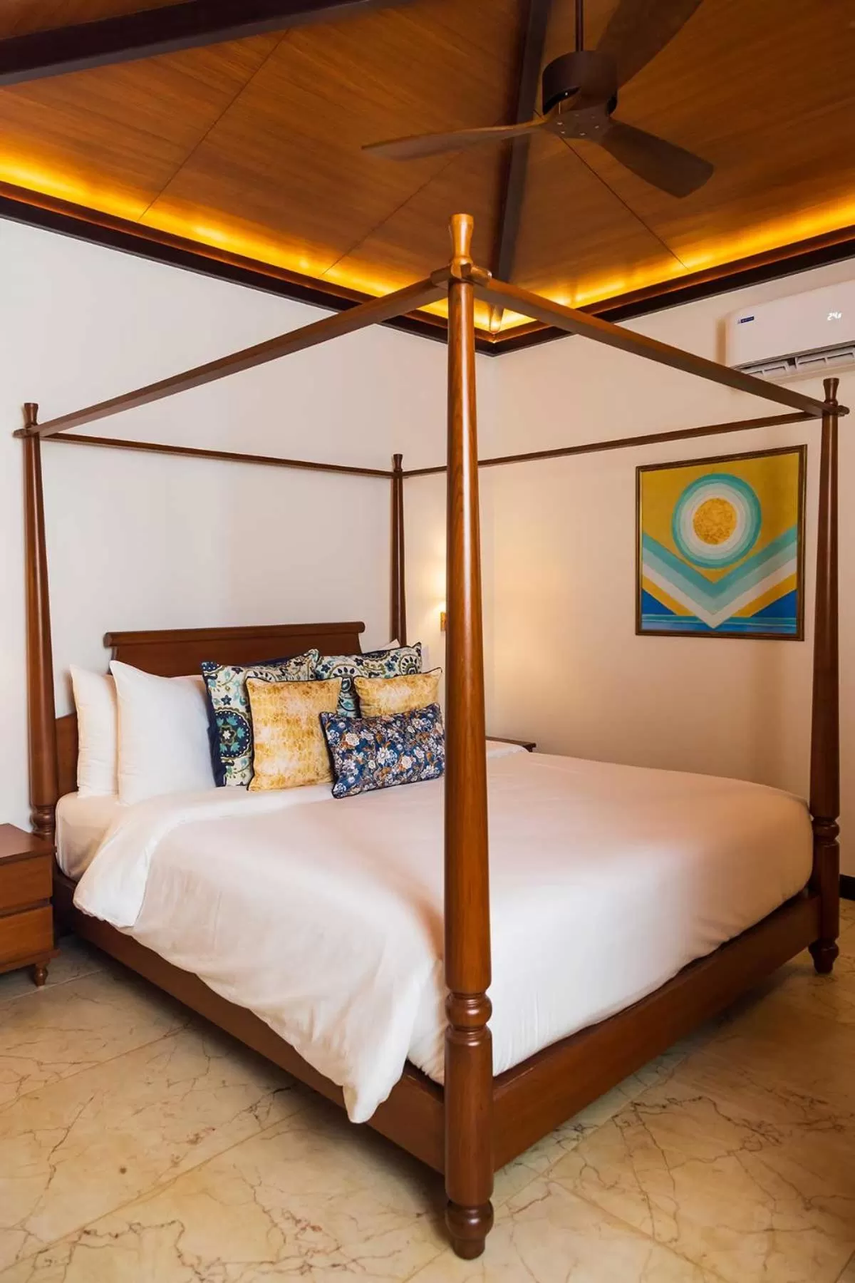 Bedroom, Bed in Denissons Beach Resort, formerly Gamyam Retreat