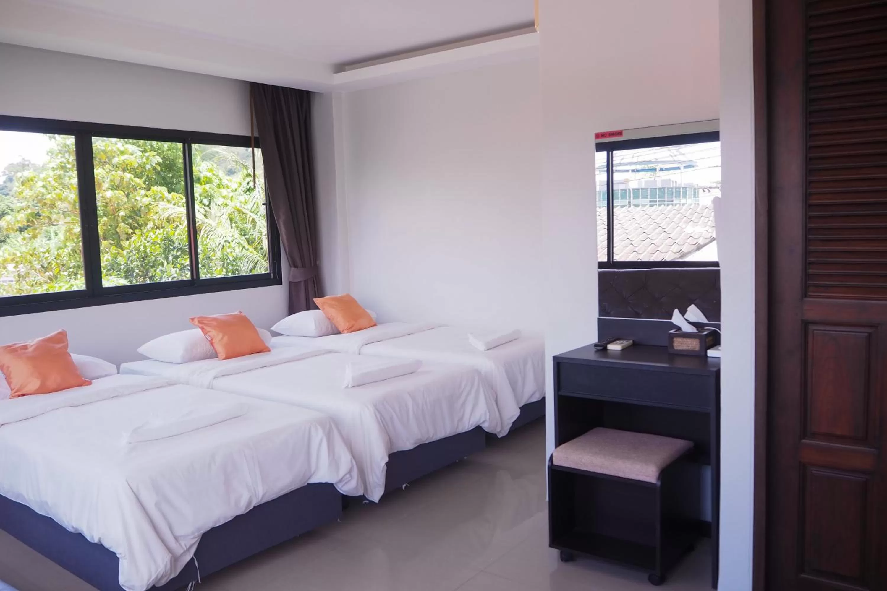 Bed in Rakkawan Residence