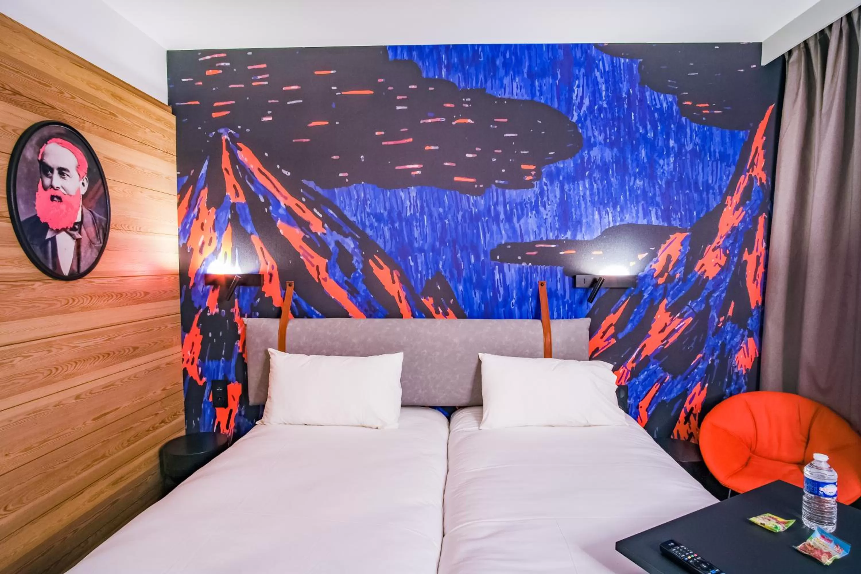 Bed in ibis Styles Albertville