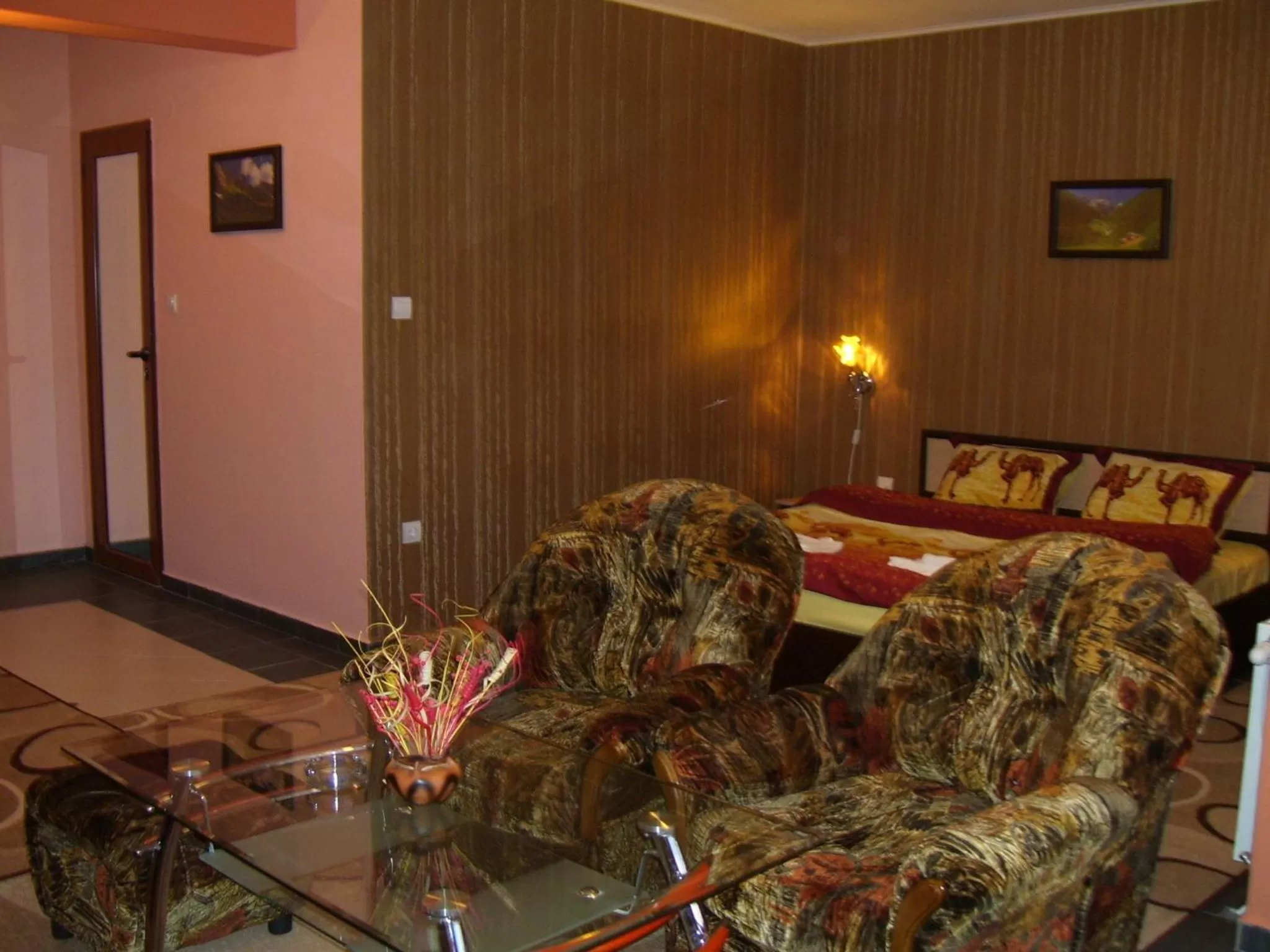 Living room in Kestenite Family Hotel