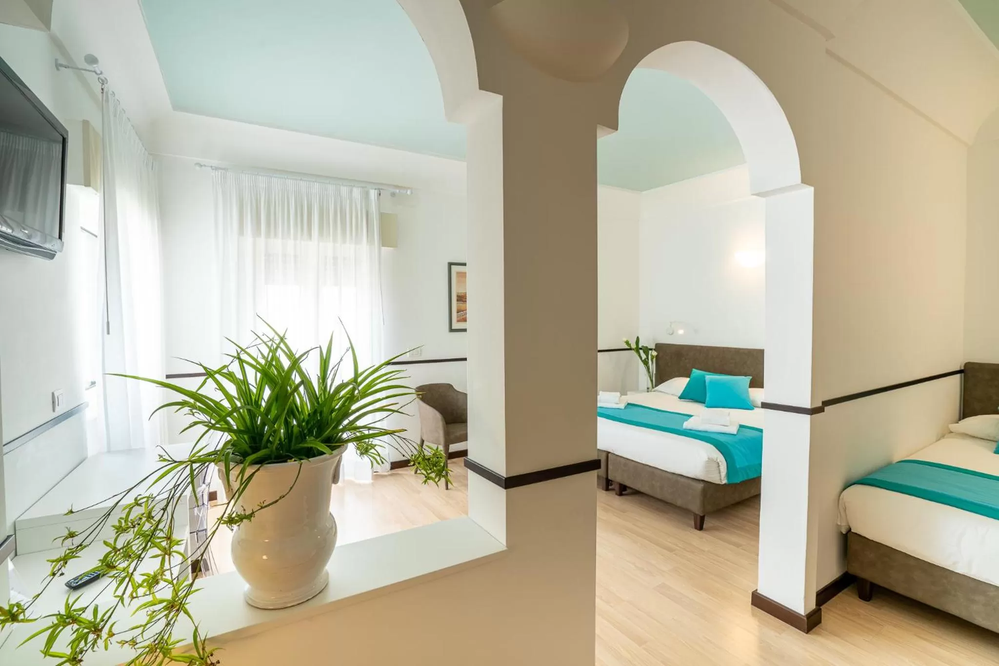 Photo of the whole room, Bed in Covo dei Saraceni