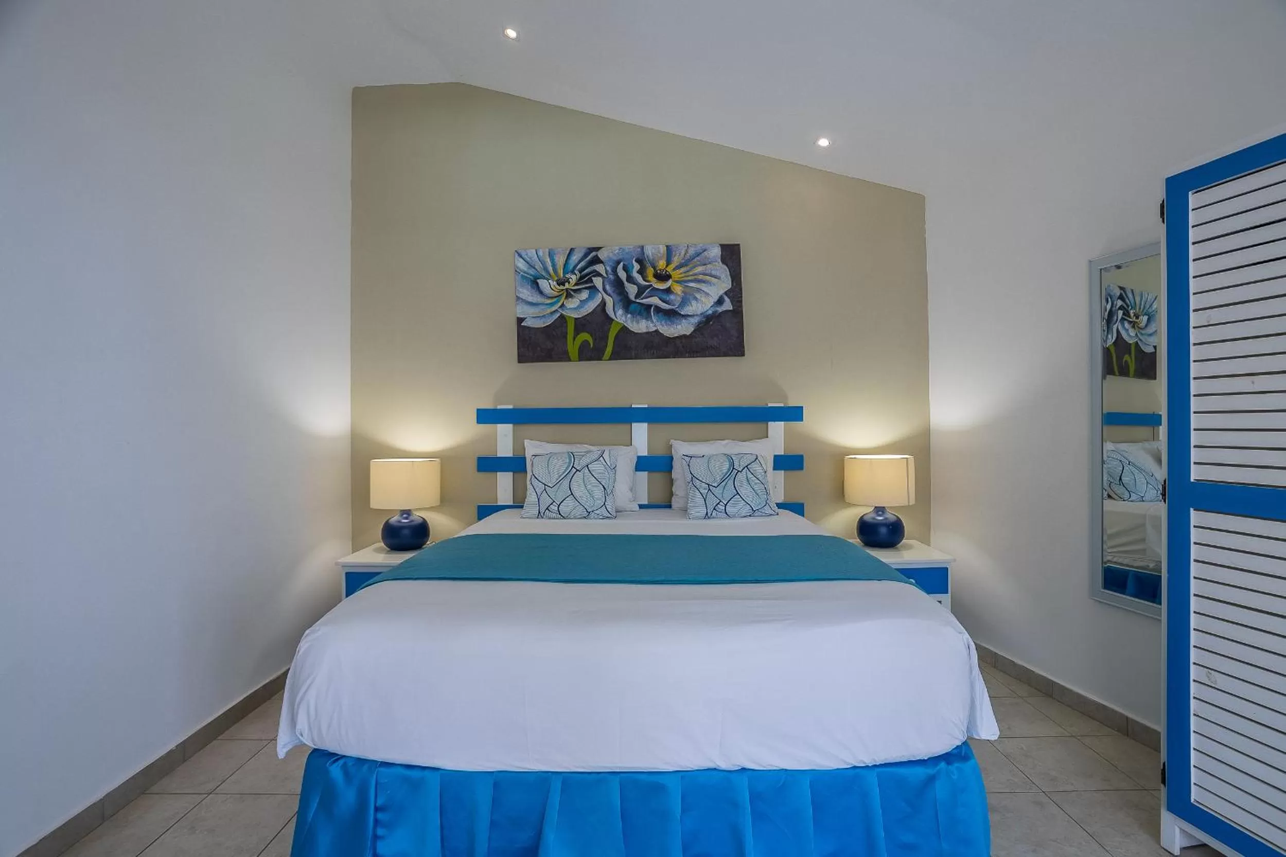 Breakfast, Bed in Costarena Beach Hotel