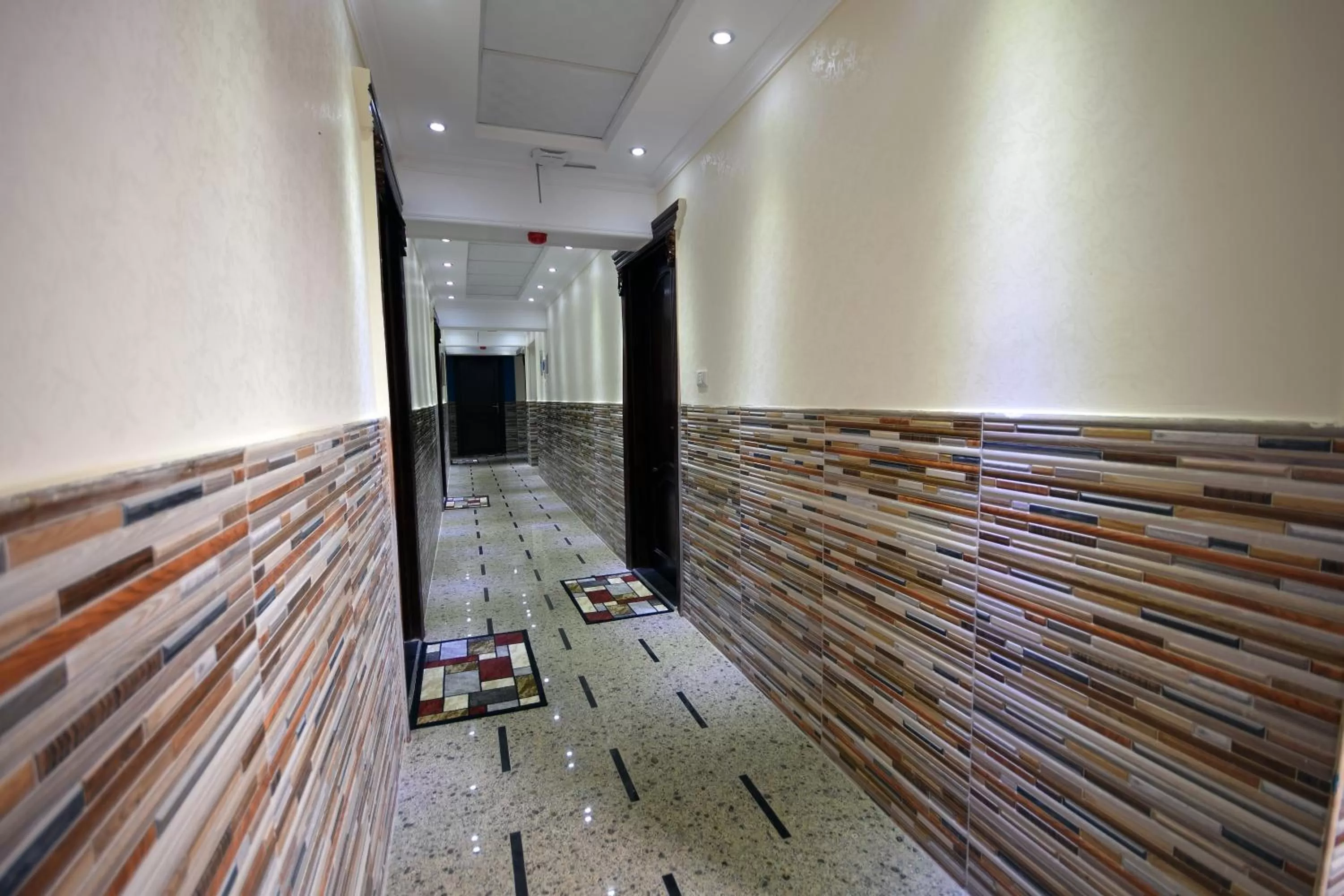 Area and facilities in Amin Hotel