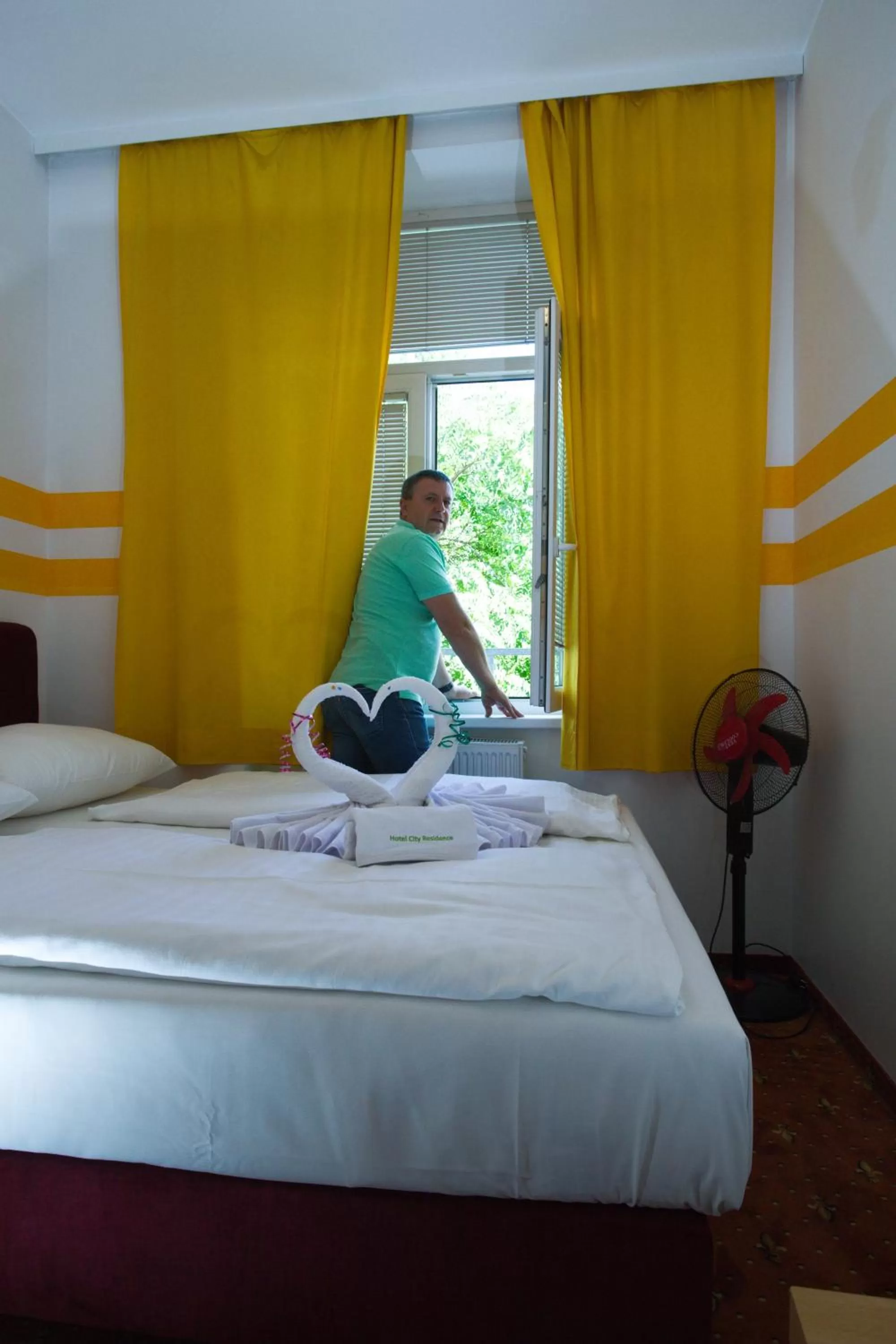 Bed in Hotel City Residence