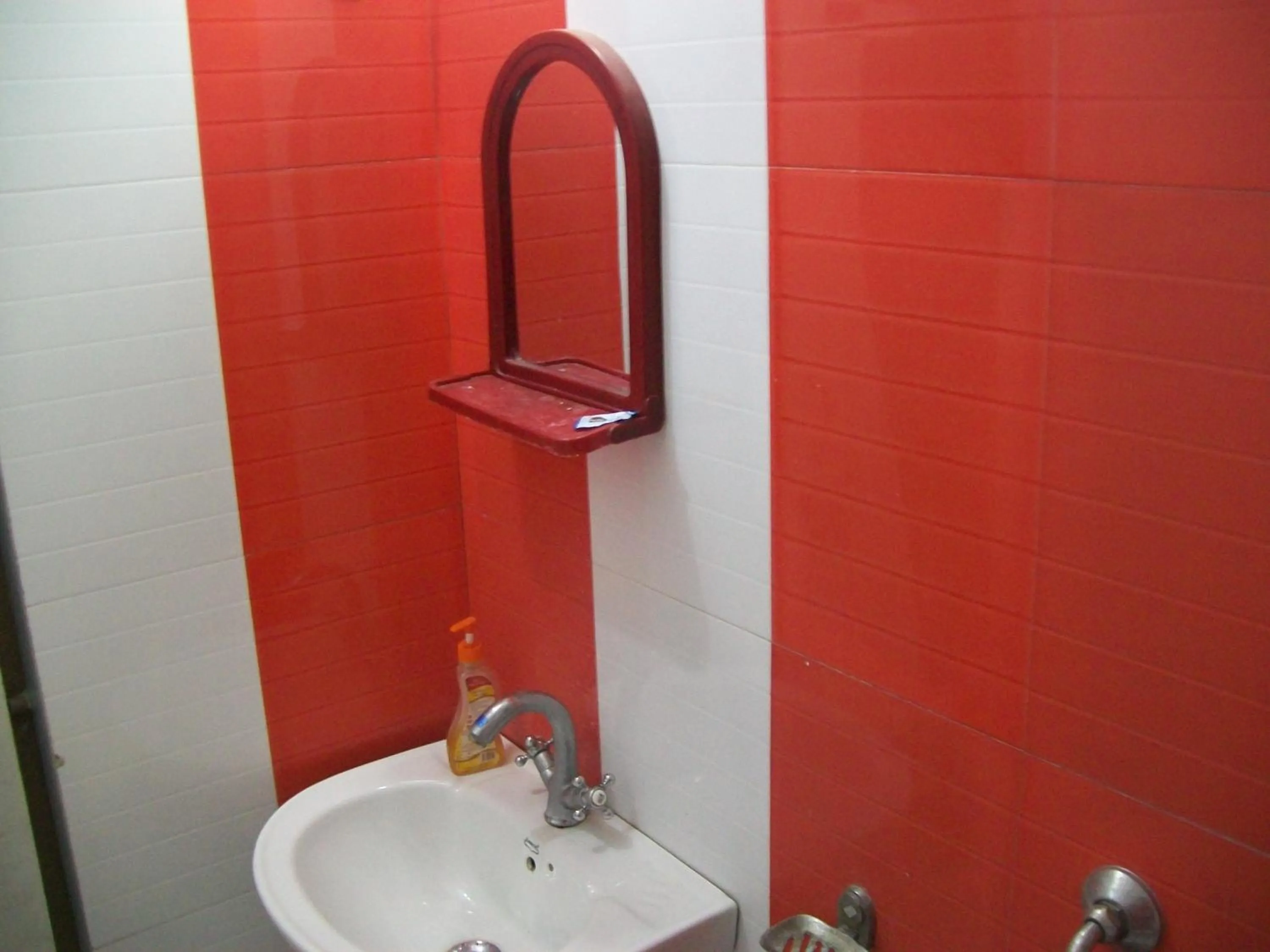 Bathroom in Hotel Viraat Inn